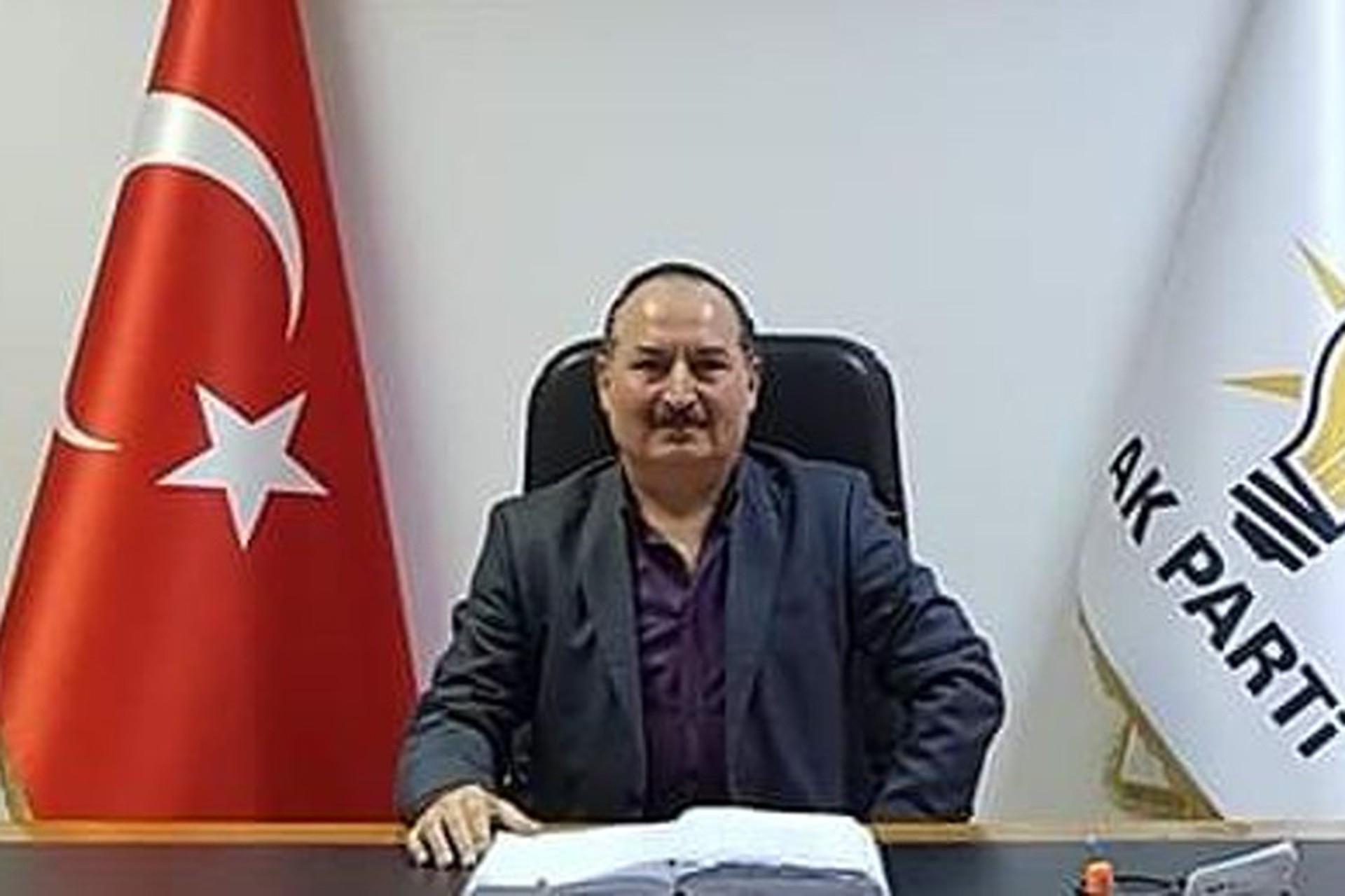 AKP'li yönetici esnafa küfrederek "indirime gidin" dedi