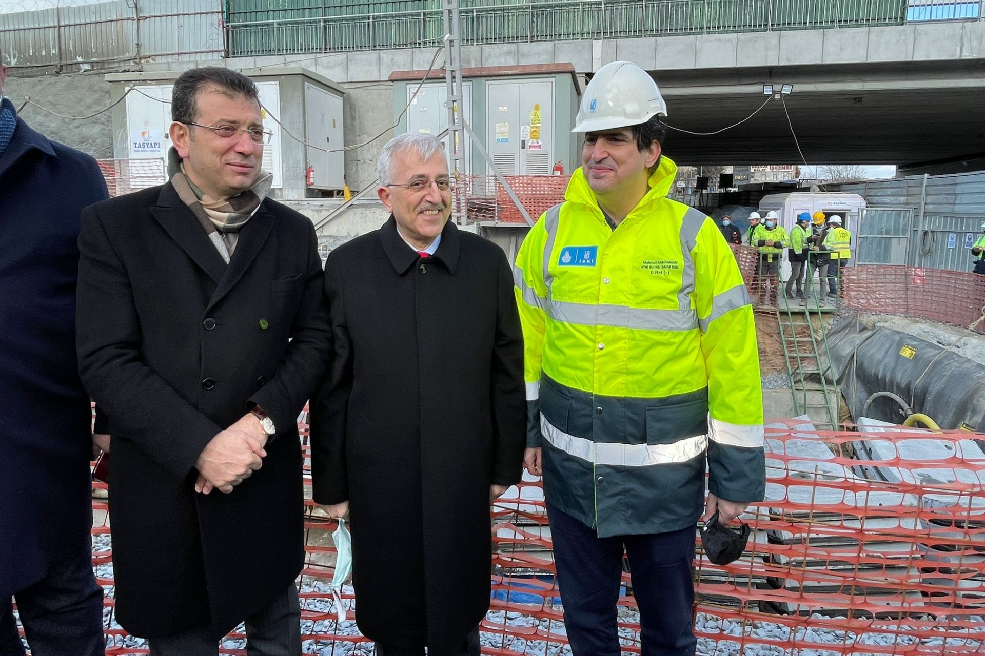 Ekrem İmamoğlu: Bütün duraklara 'sizin metro ile buluşmanızı engelliyorlar' yazdıracağım