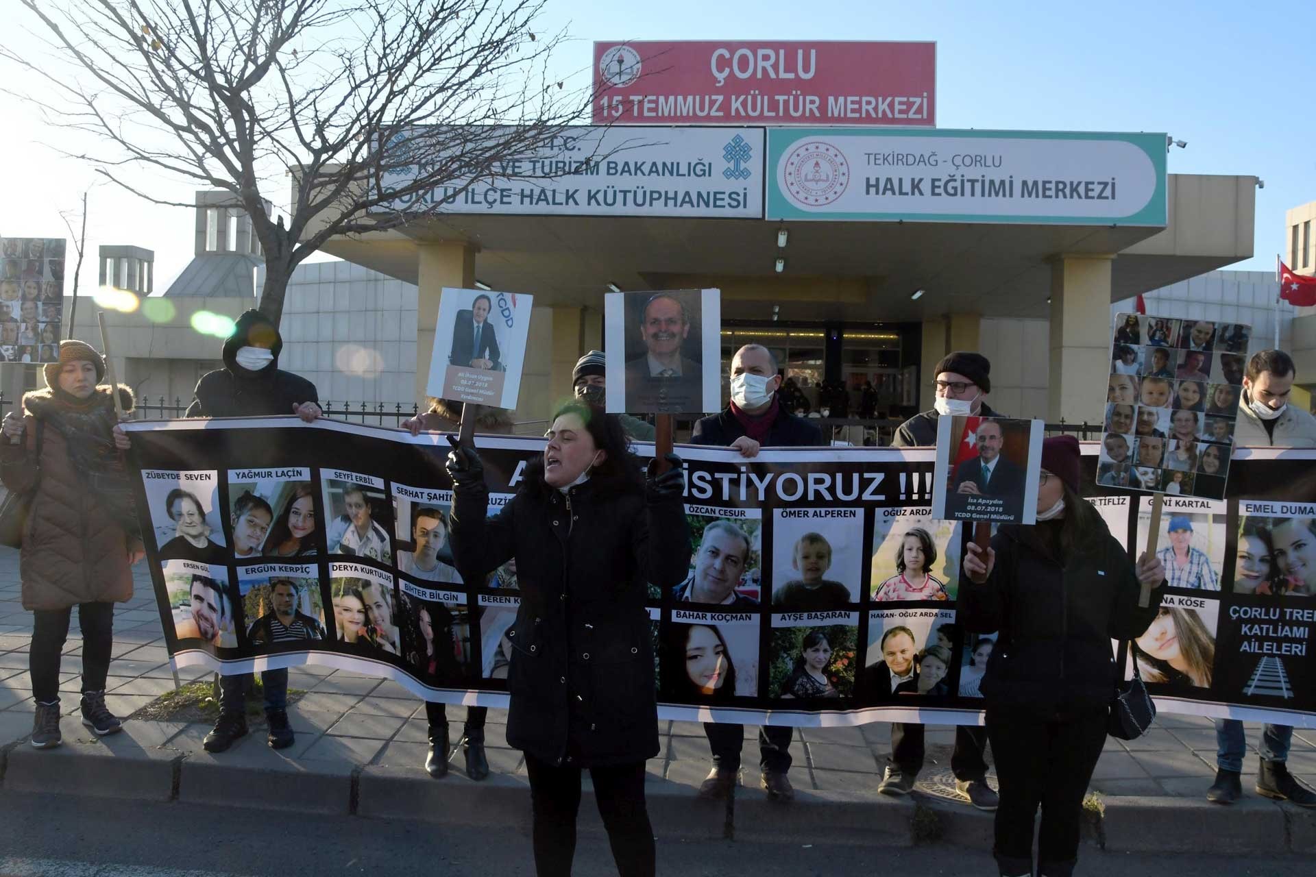 Çorlu tren kazasında duruşmasına hava muhalefeti nedeniyle avukatlar gelemedi