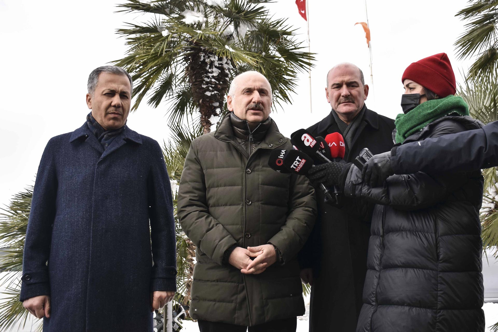 Karaismailoğlu ve Soylu'dan İstanbul'daki karla ilgili açıklamalar