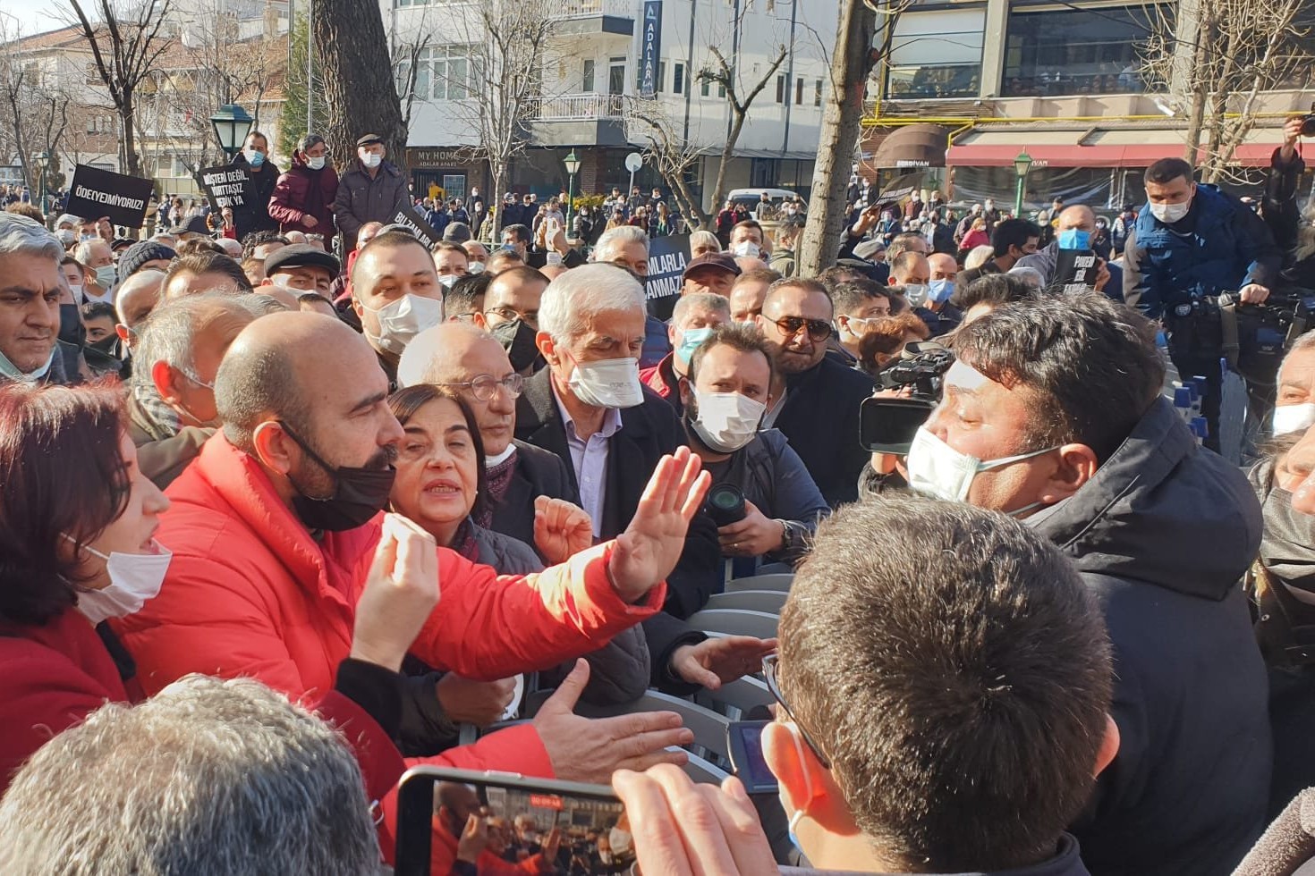 Eskişehir'de zam eylemine polis engeli