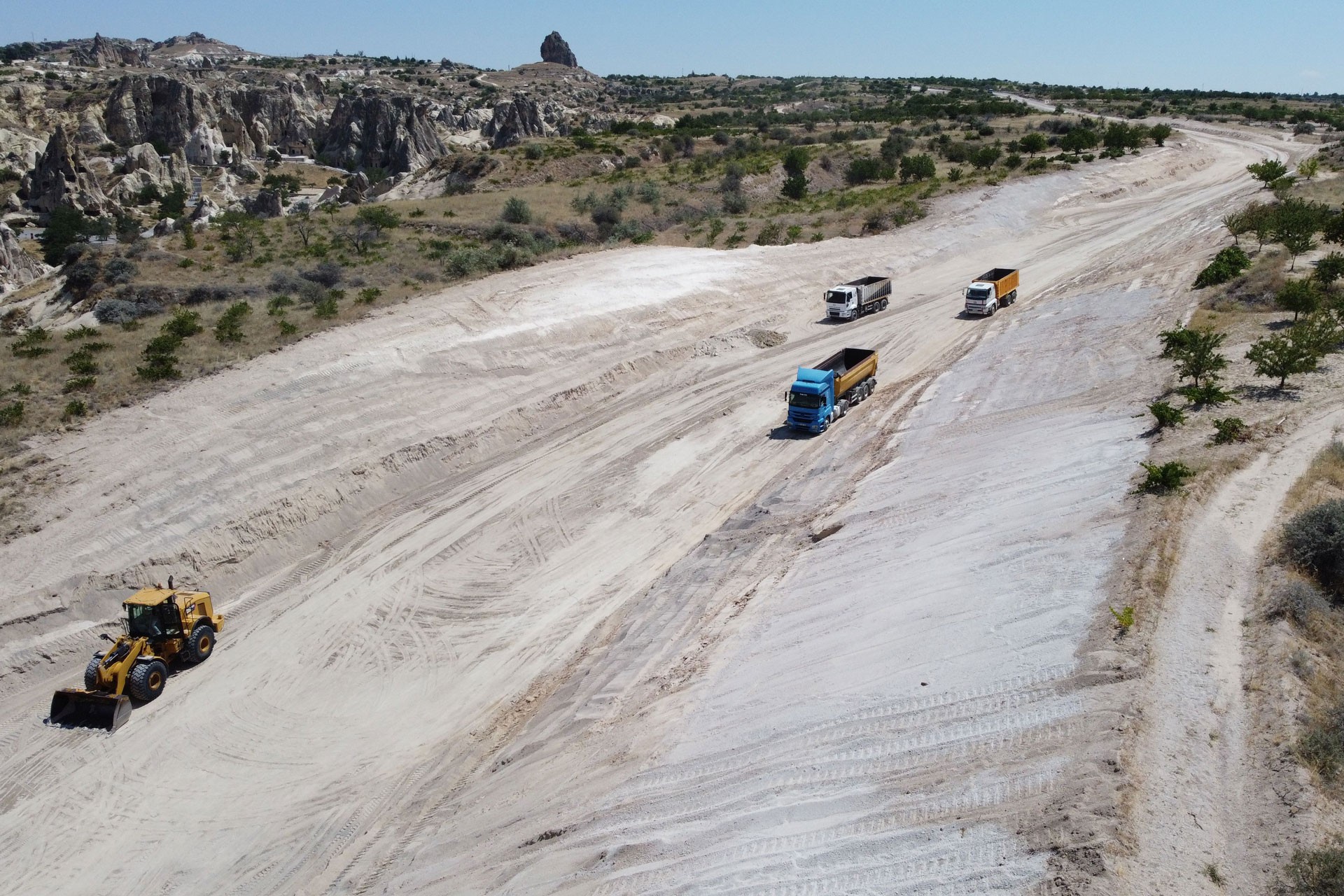 Kapadokya'ya giren iş makineleri