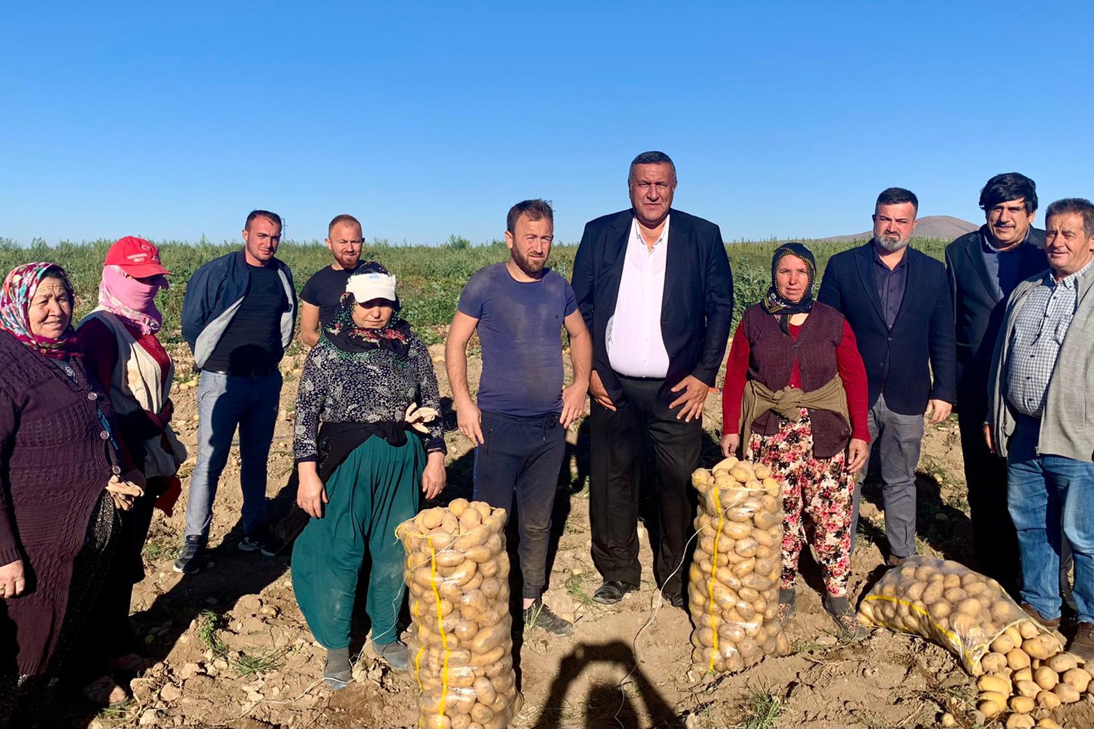 Gürer: Mevsimlik tarım işçilerinin yaşadığı sorunlar görmezden gelinmemeli