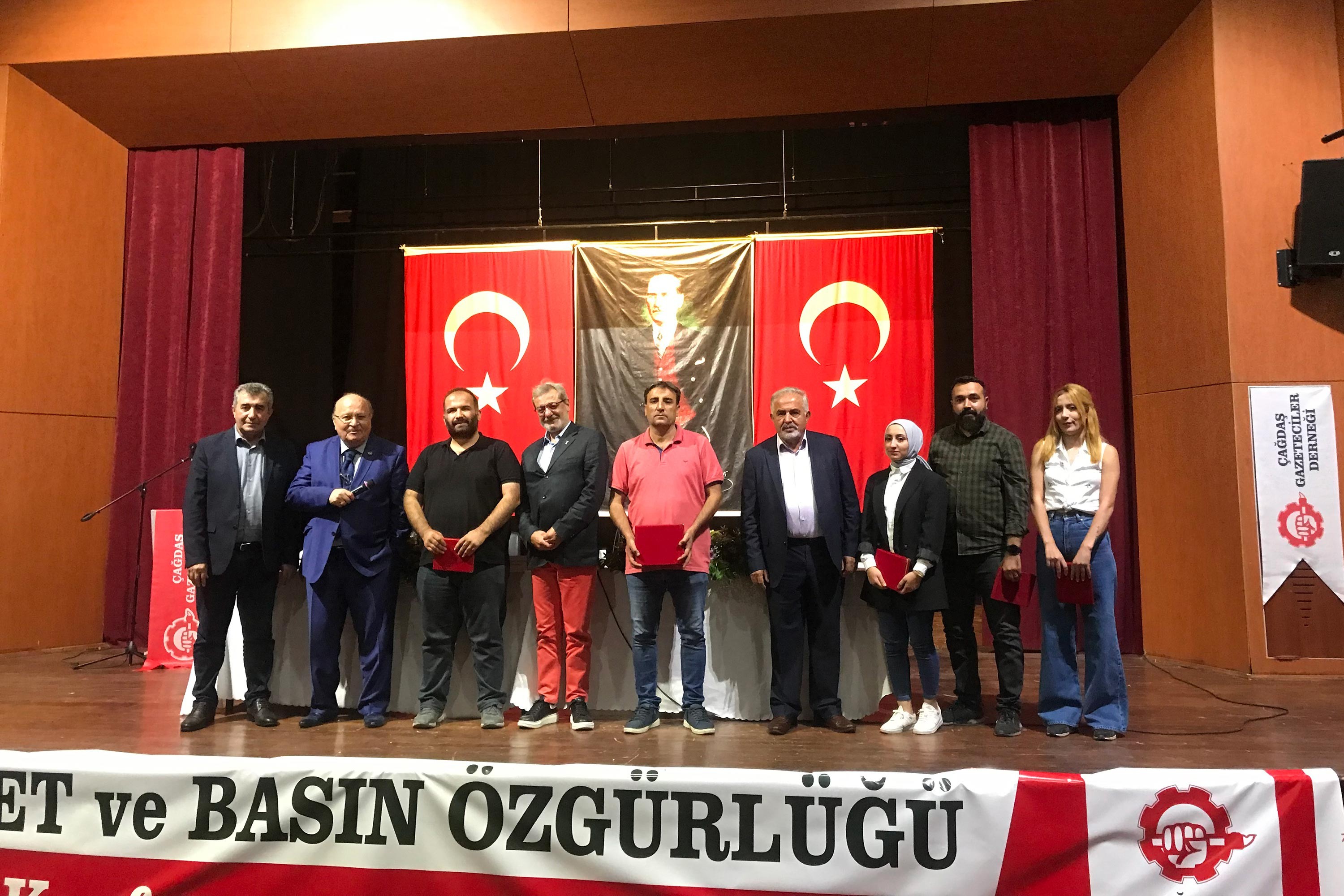 Malatya’da “Siyaset ve Basın Özgürlüğü” paneli: “Gerçek susturulamaz”