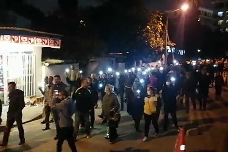 Tozkoparan halkından sessiz protesto yürüyüşü