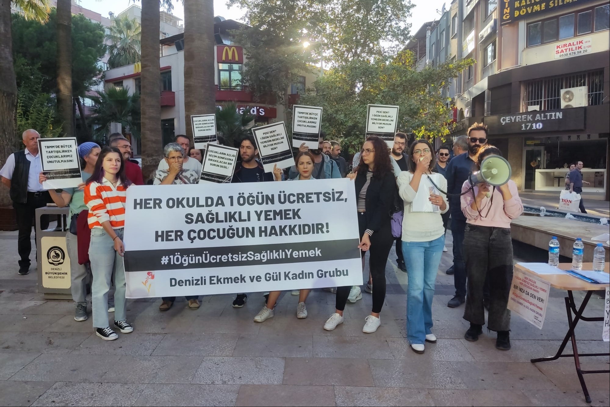 Denizli Ekmek ve Gül Grubu: Geçmediğimiz köprüler için kaynak var, çocuklar için yok mu?