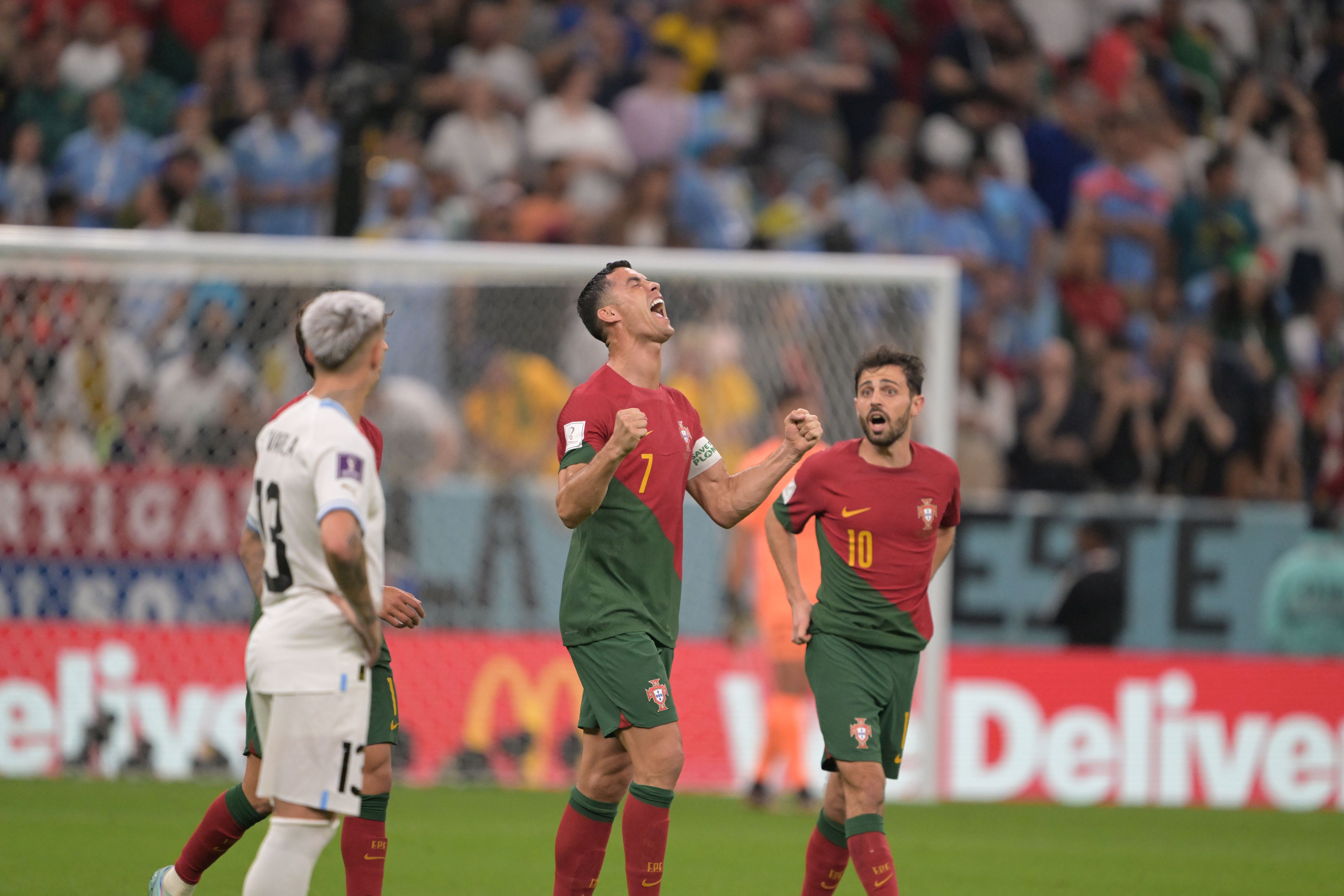 FIFA Dünya Kupası H Grubu'nda Portekiz Uruguay’ı 2-0 yenerek son 16 turuna yükseldi