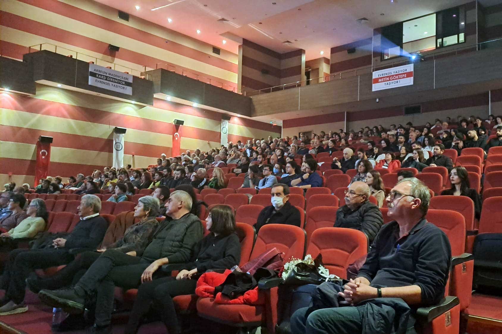 Muğlalı okurlarımızdan dayanışma gecesi: Evrensel susmayacak, susturulamayacak