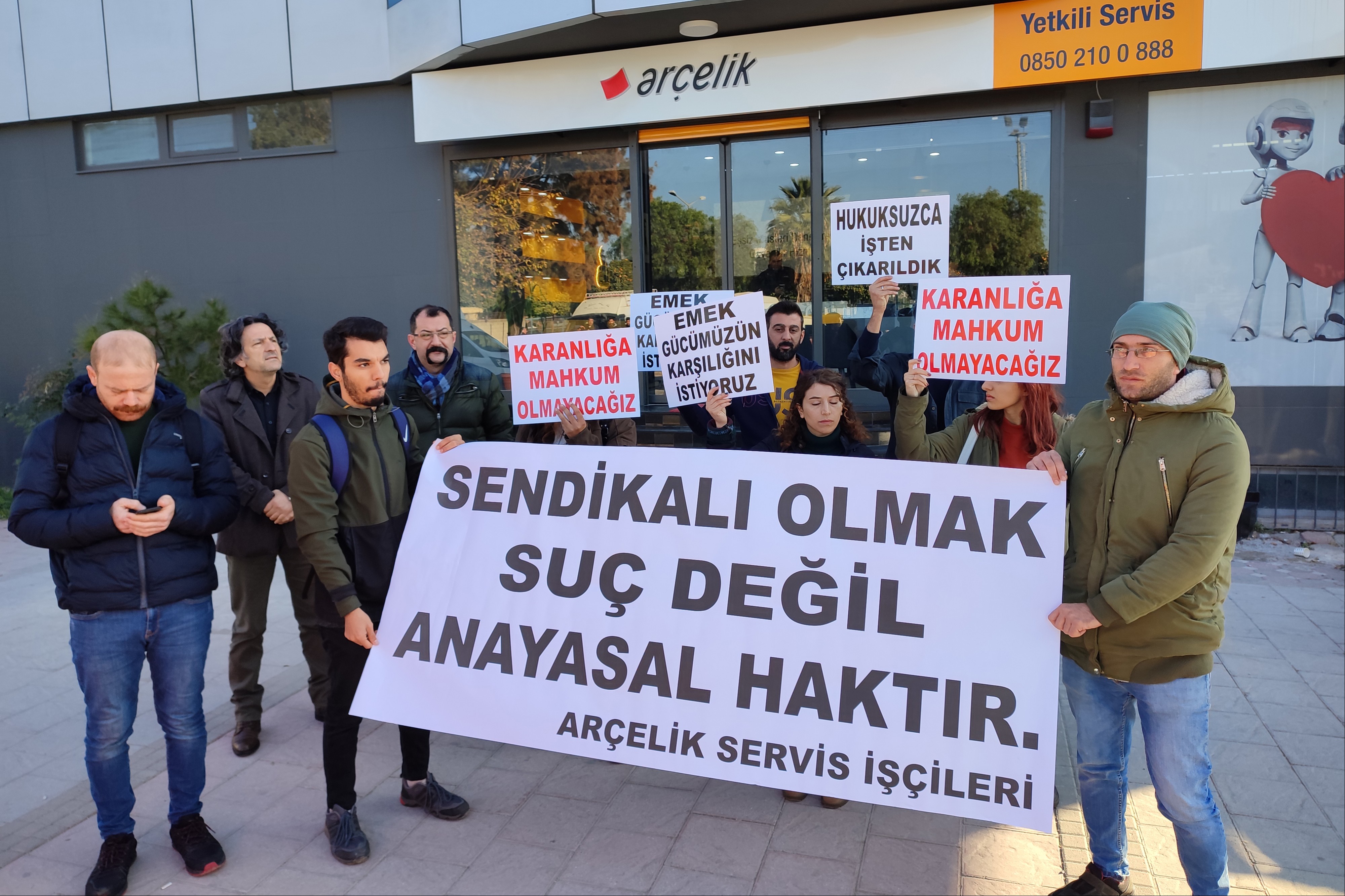 Arçelik Yetkili Servisi, sendika üyesi olan işçiyi işten attı