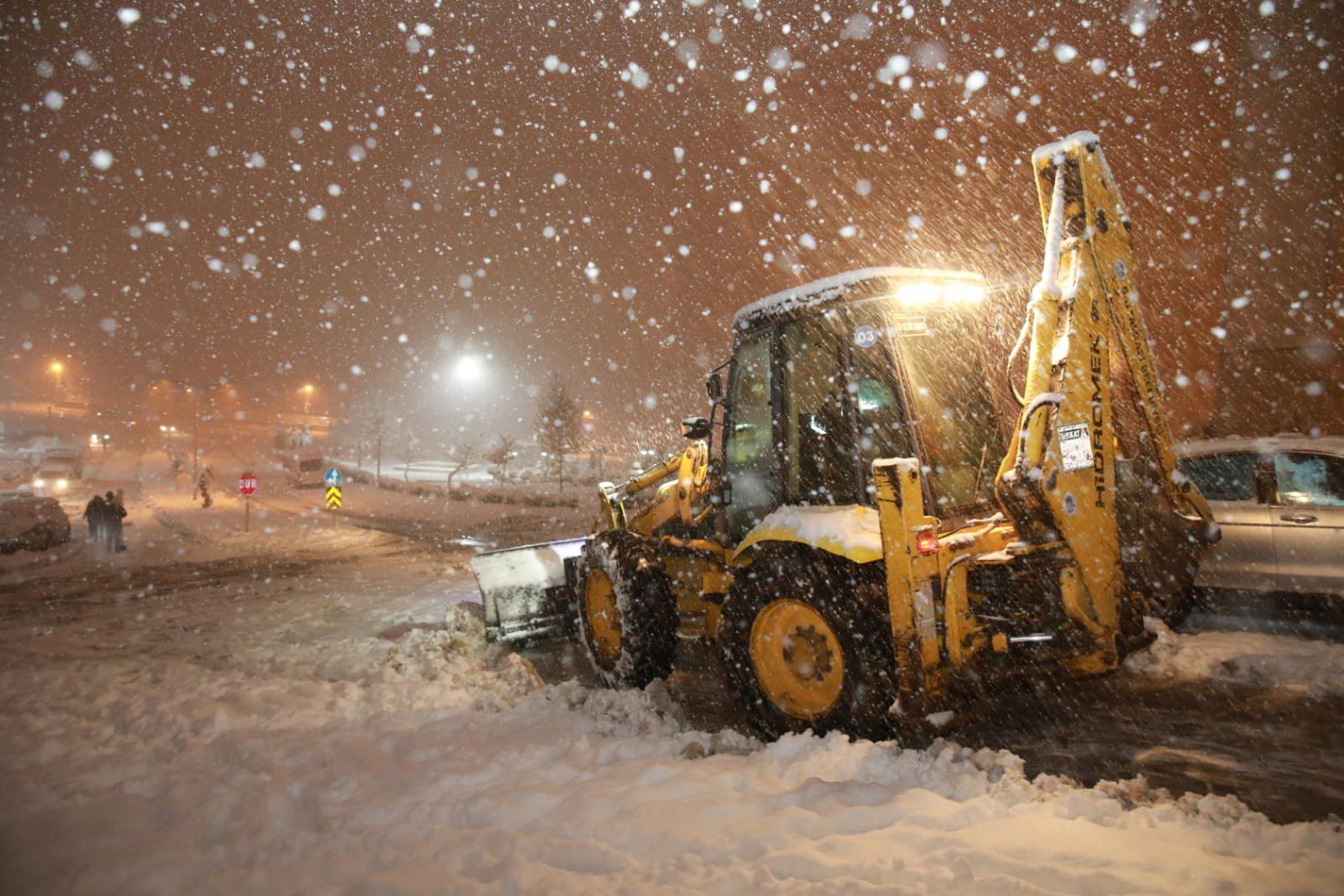 İstanbul'da kar trafik kazalarına neden oldu