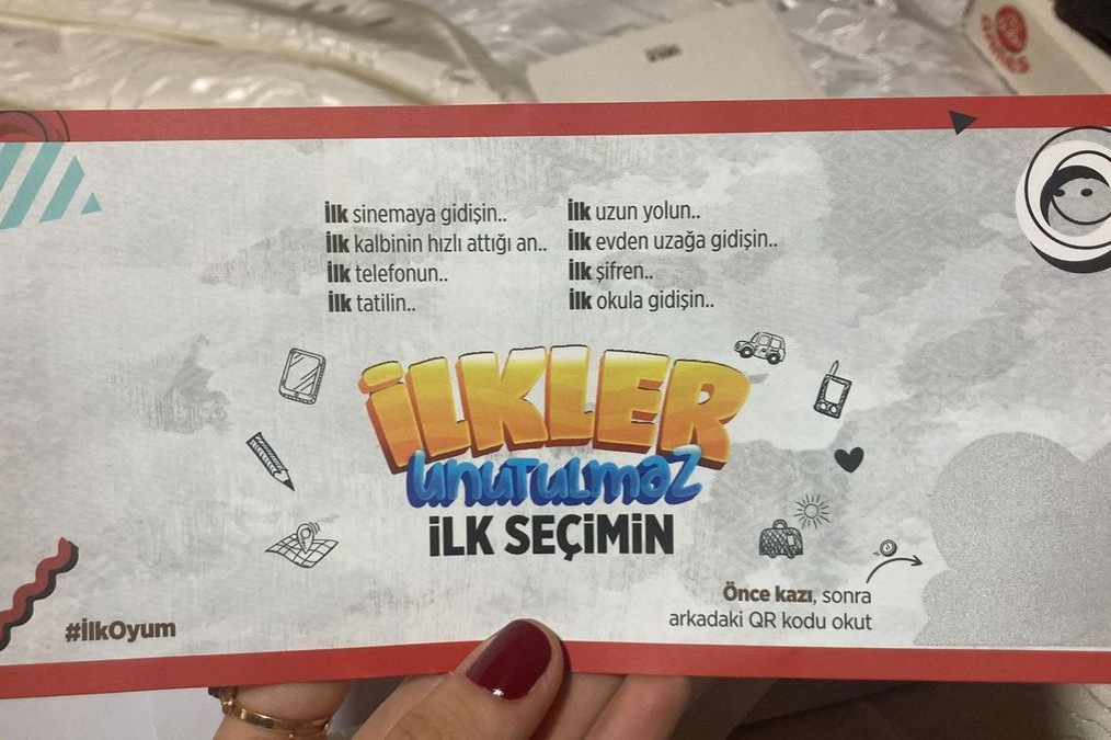 AKP ilk kez oy kullanacak gençlere “İlk oyum” kartı gönderdi