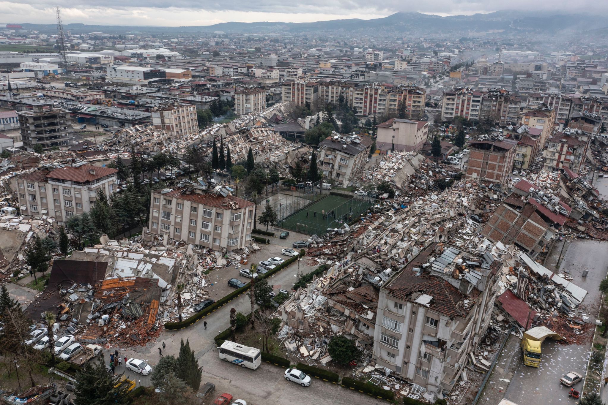 Yıkımın nedeni, depreme dayanıklı değil ranta dayalı bina stoku