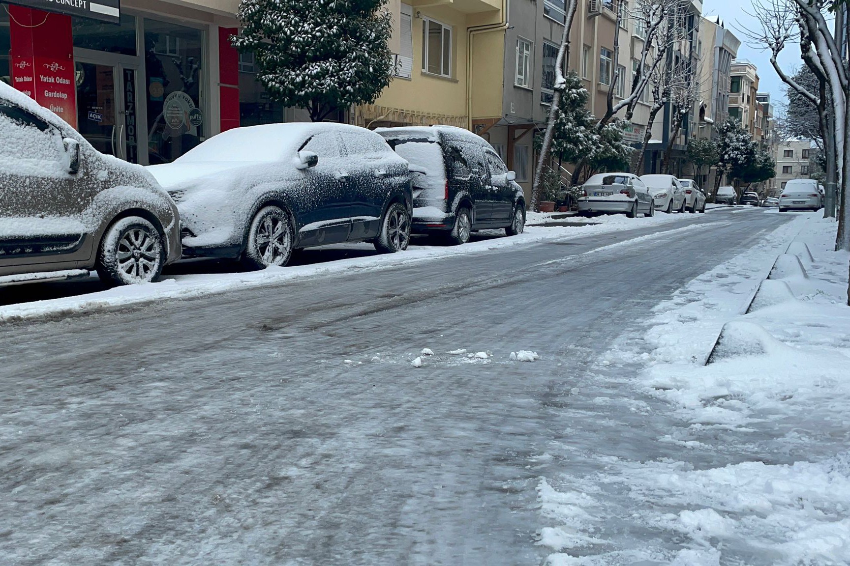 İstanbul'da kar yağışı etkili oluyor