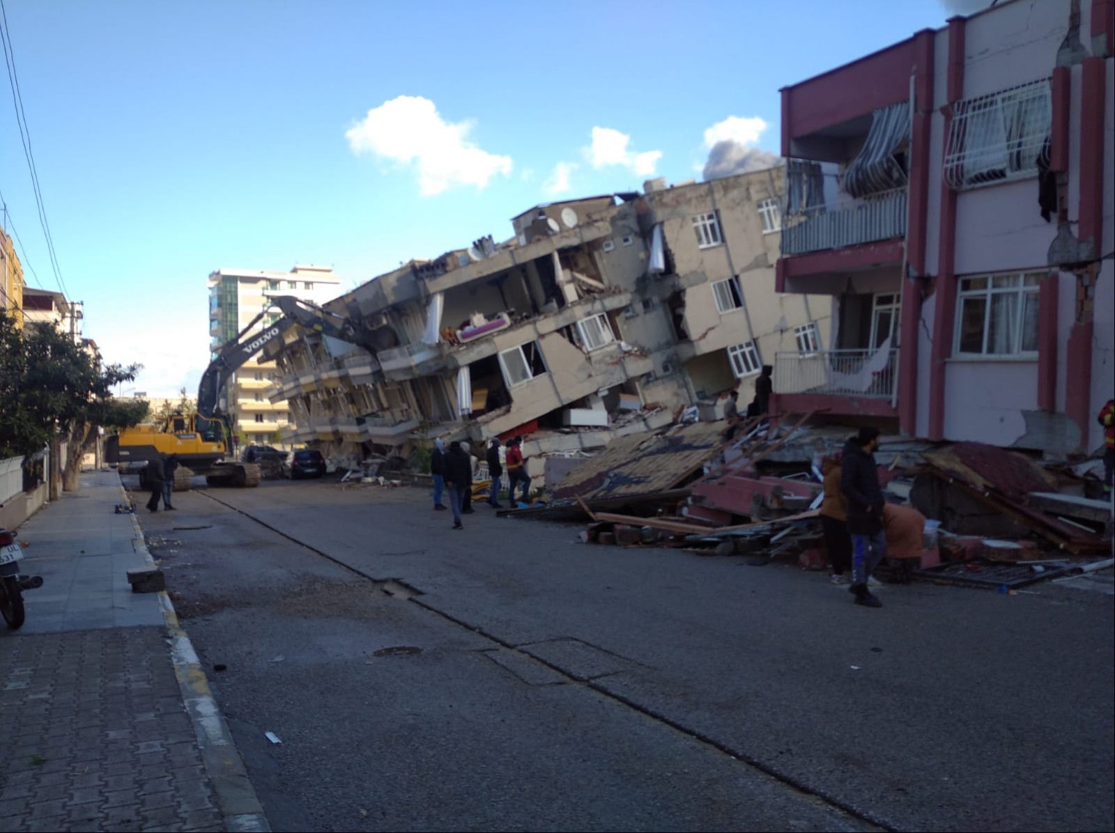 İskenderun'da enkaz