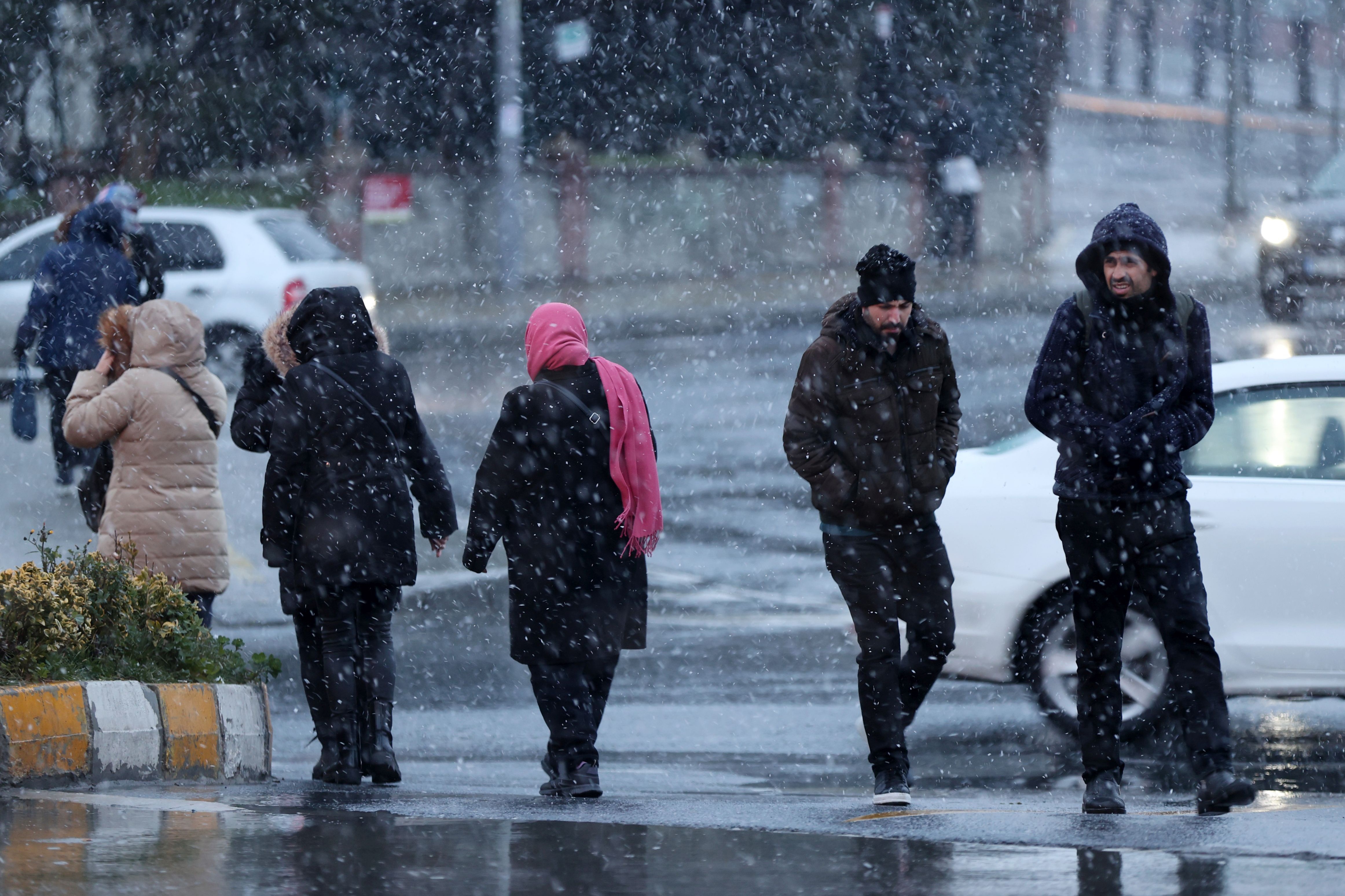 İstanbul Valisi Yerlikaya'dan kar uyarısı