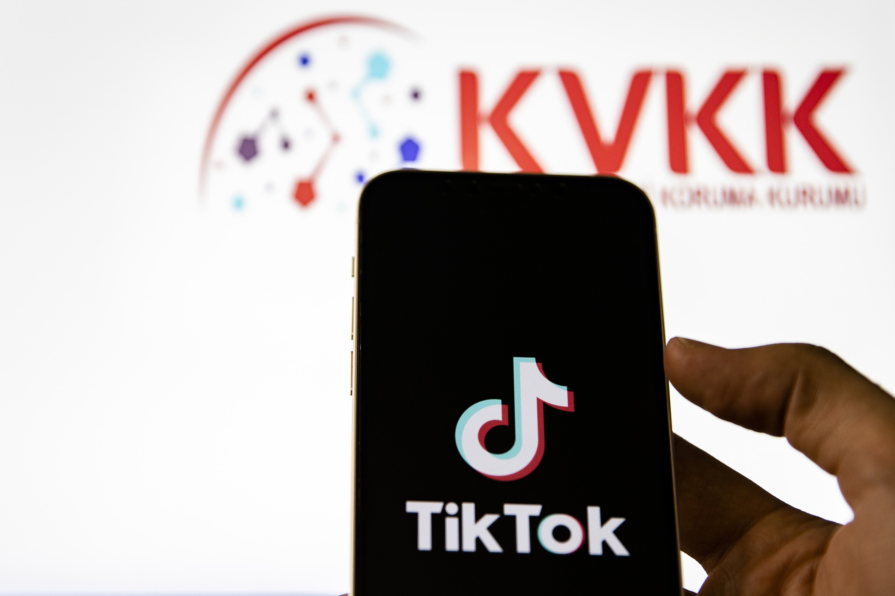 Kişisel Verileri Koruma Kurulu, TikTok'a 1 milyon 750 bin lira para cezası verdi