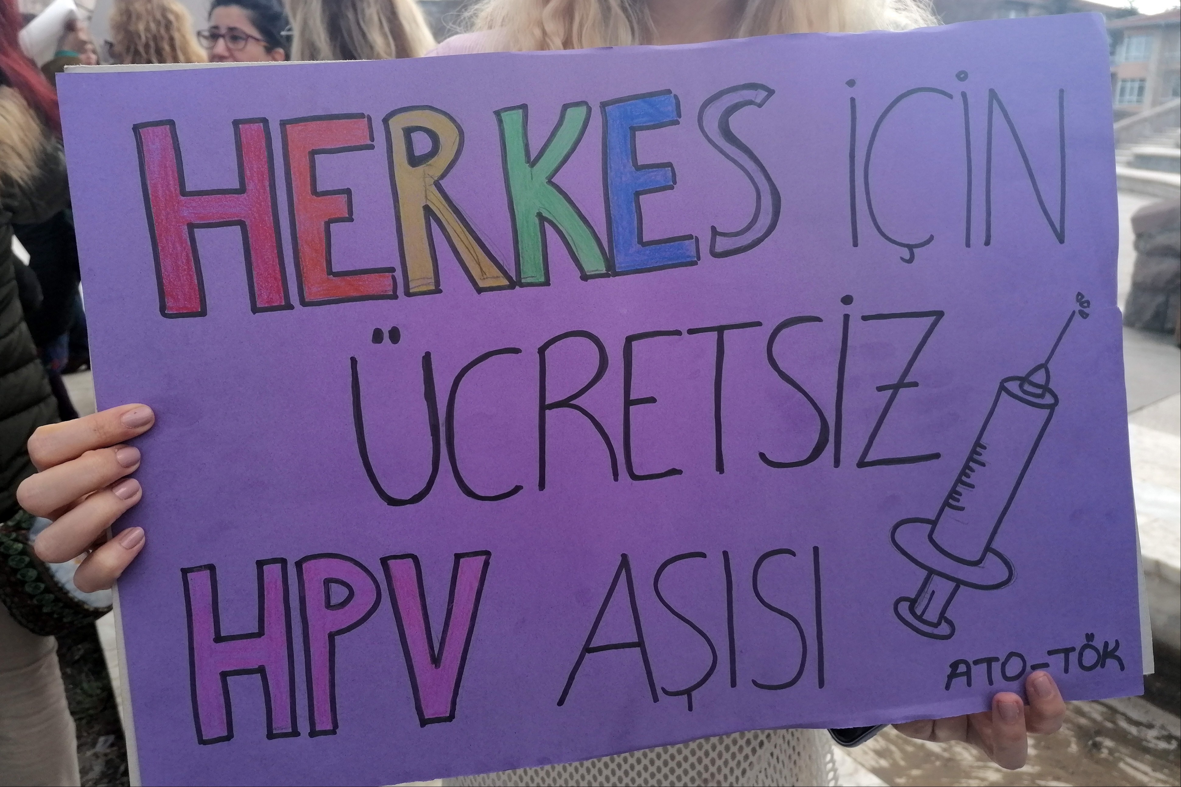 Her yıl 2 bin kişiye rahim ağzı kanseri teşhisi konuluyor, HPV aşısı ne zaman ücretsiz olacak?