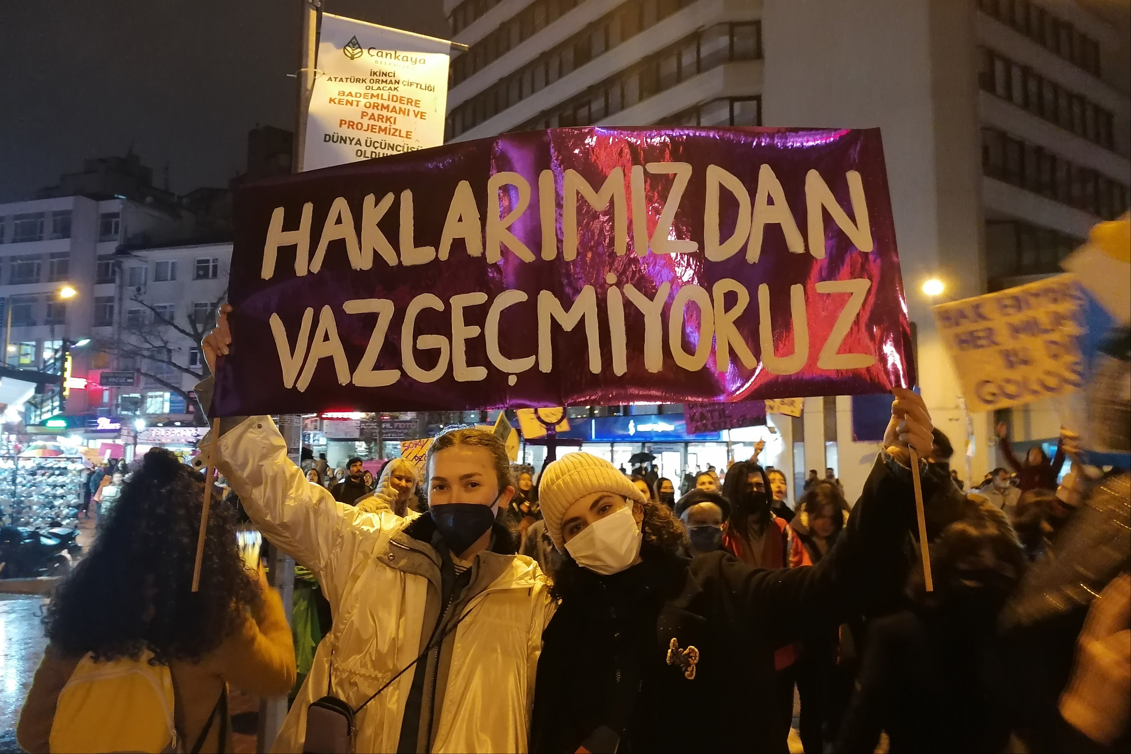 25 Kasım'da haklarımız ve hayatlarımız için alanlara