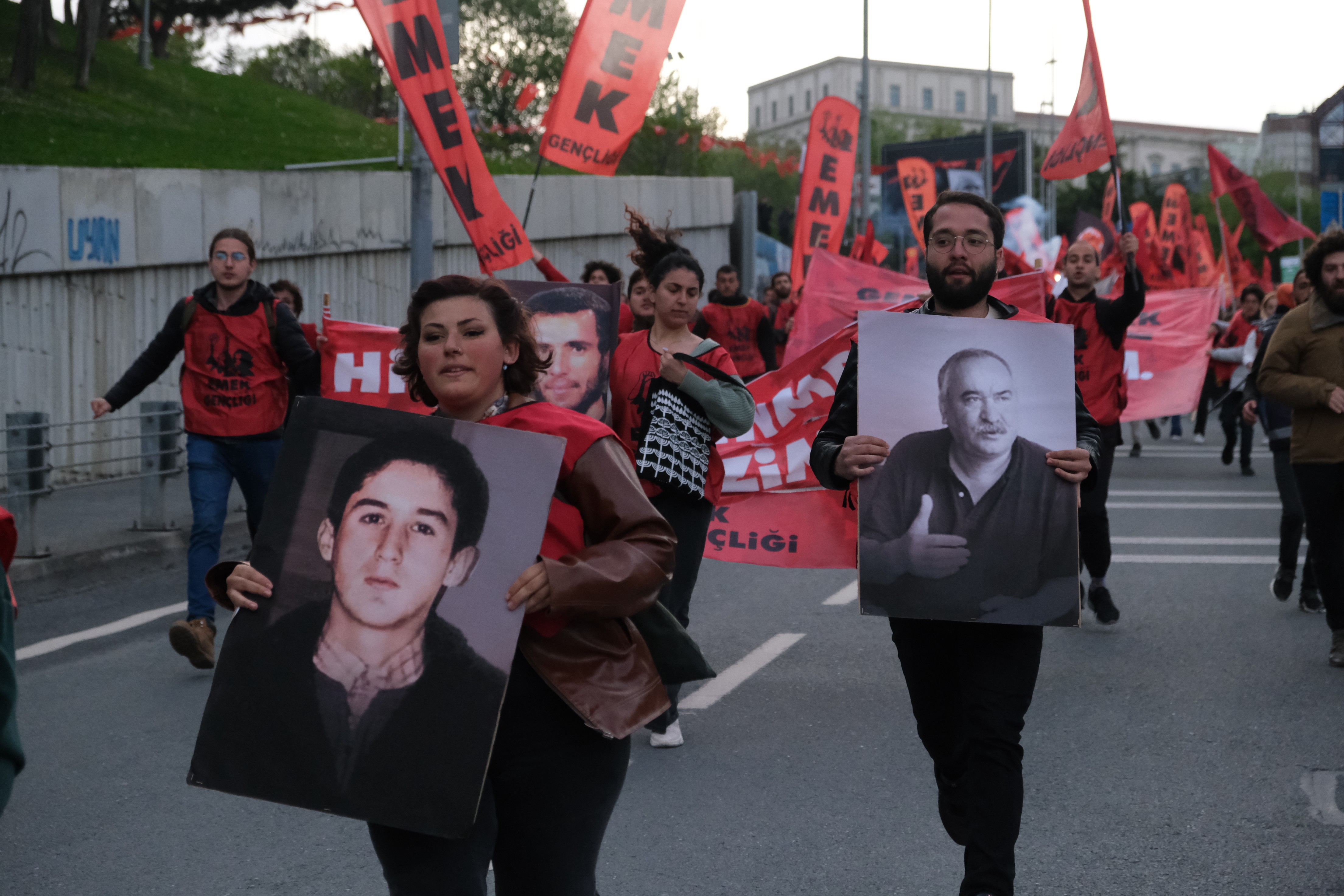 Deniz, Yusuf, Hüseyin, Dolmabahçe'de anıldı: "Burada 6. Filo'yu denize döken bizdik, sizi tarihe gömecek olan da biziz”