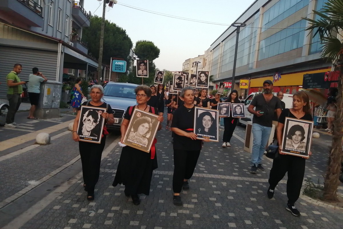 Sivas Katliamı’nda yaşamını yitirenler Edremit’te anıldı