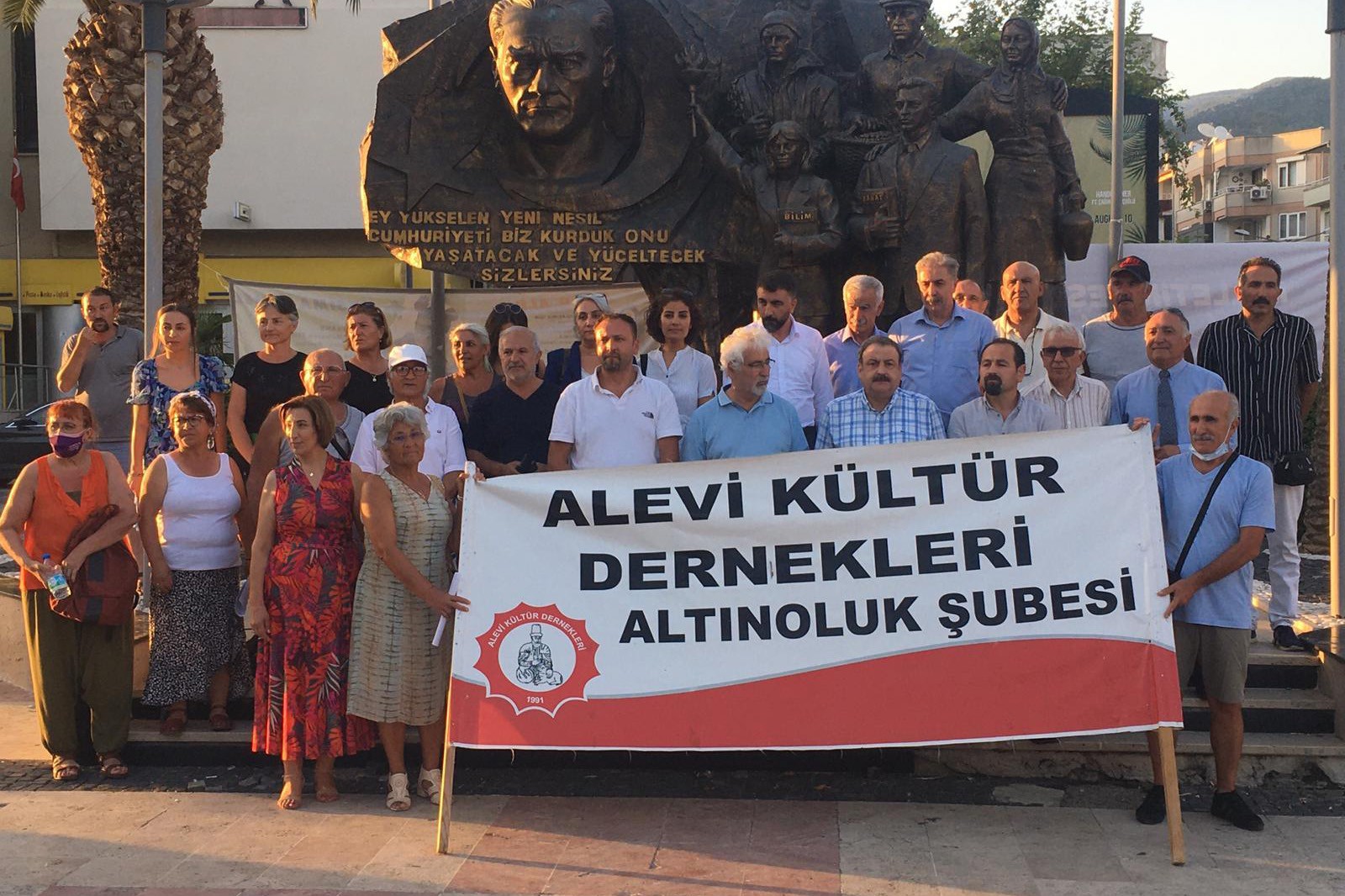 Altınoluk Alevi Kültür ve Sanat Festivali’ne çağrı: Yasaklara karşı kültür ve sanatı savunalım!