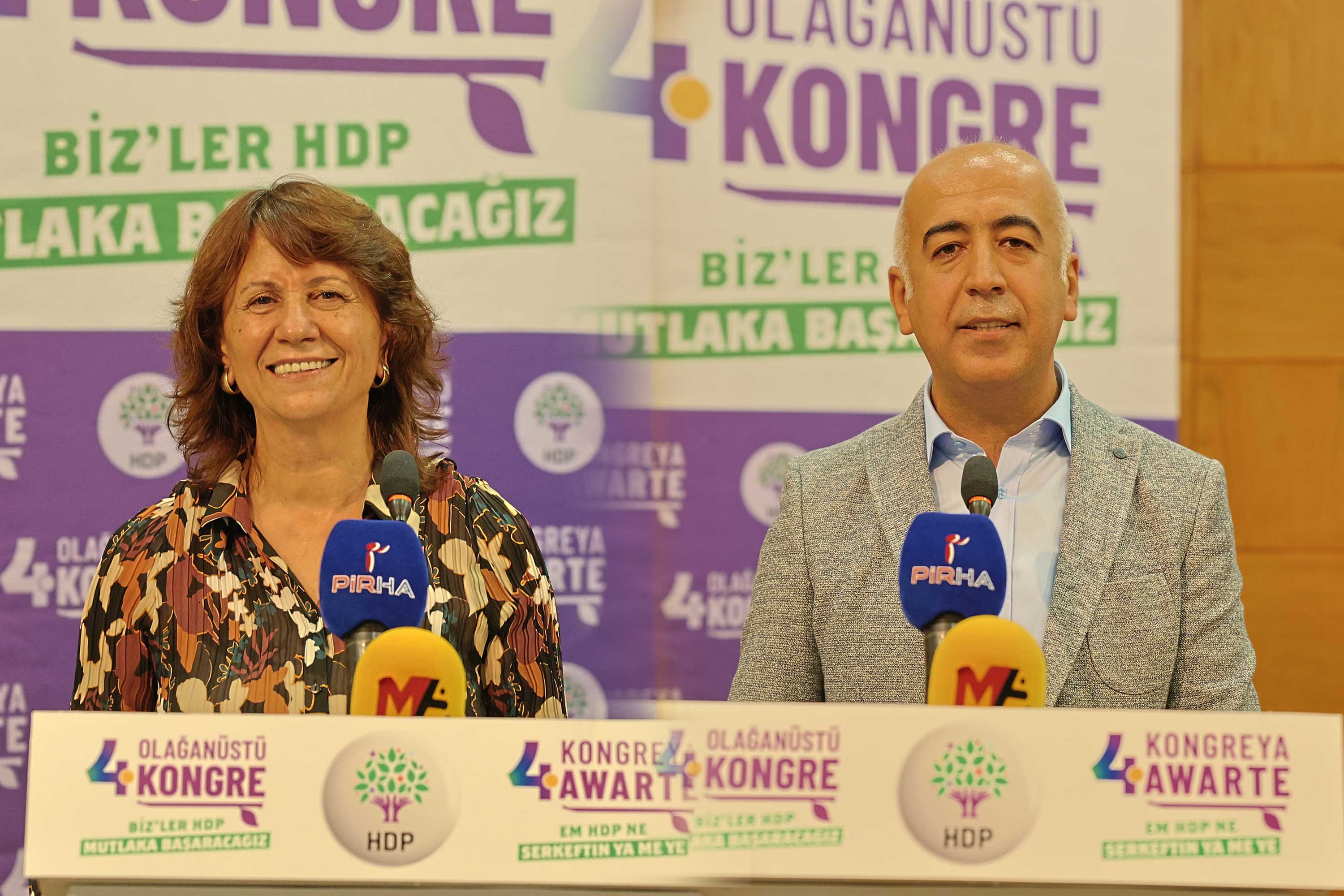 HDP Eş Genel Başkanları Sultan Özcan ve Cahit Kırkazak 