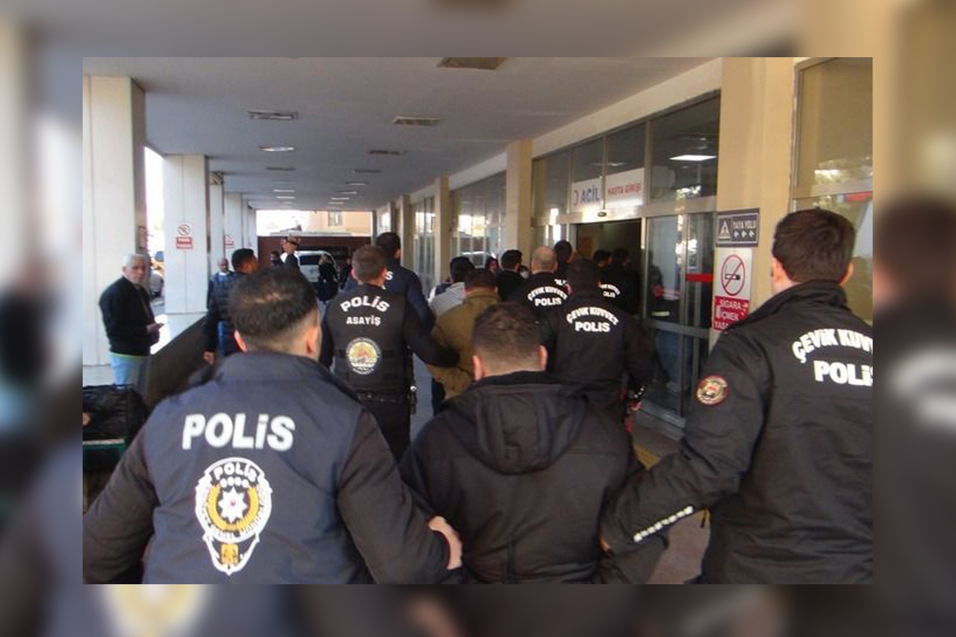 14 ilde polis baskınları: En az 75 kişi gözaltına alındı