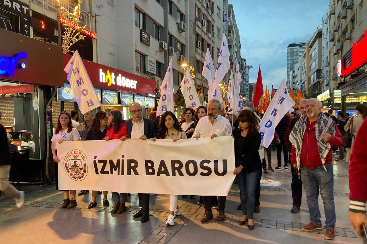 İsrail'i protesto eden yurttaşlar