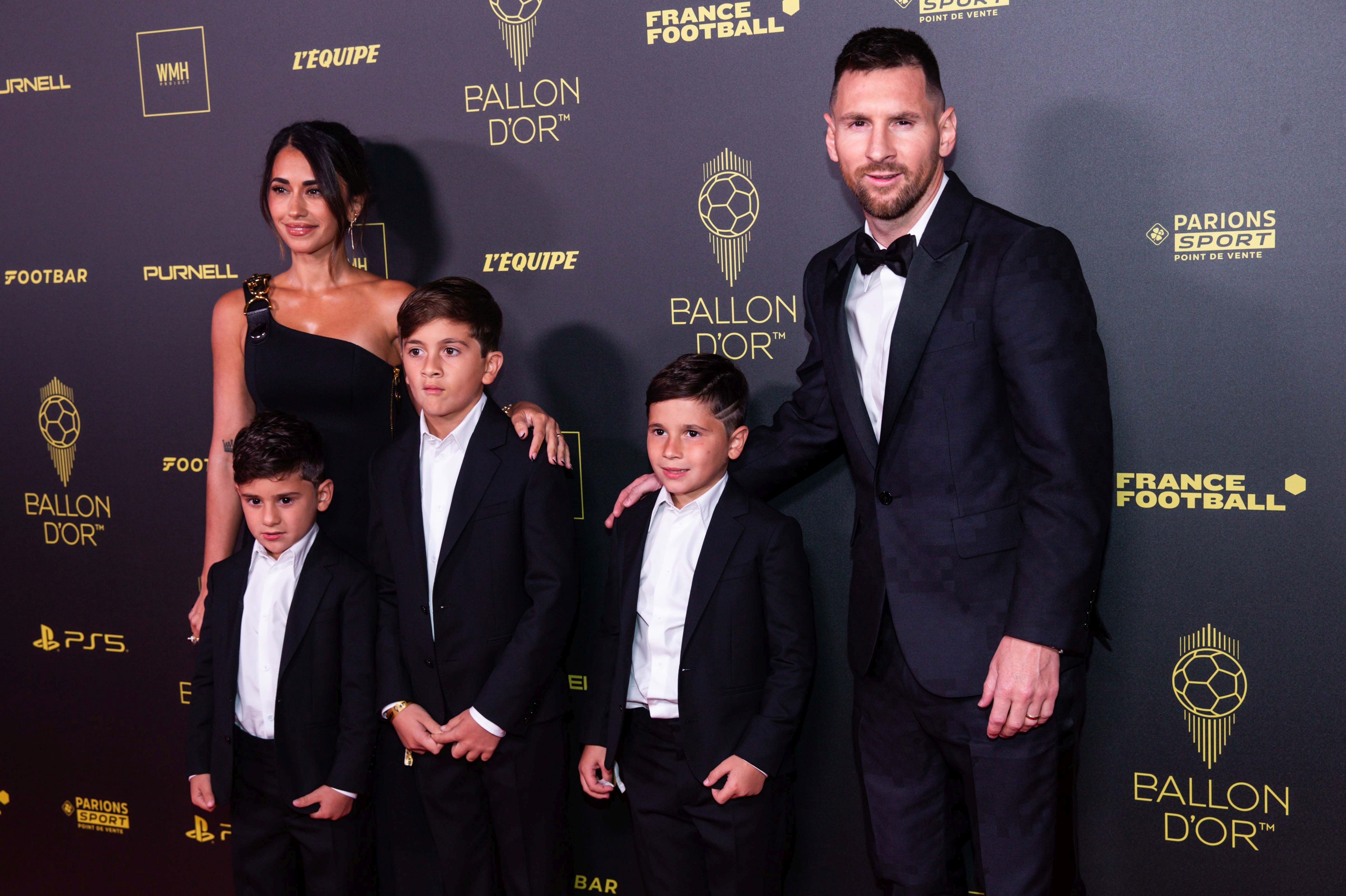 Ballon d'Or ödülünü bir kez daha Lionel Messi kazandı