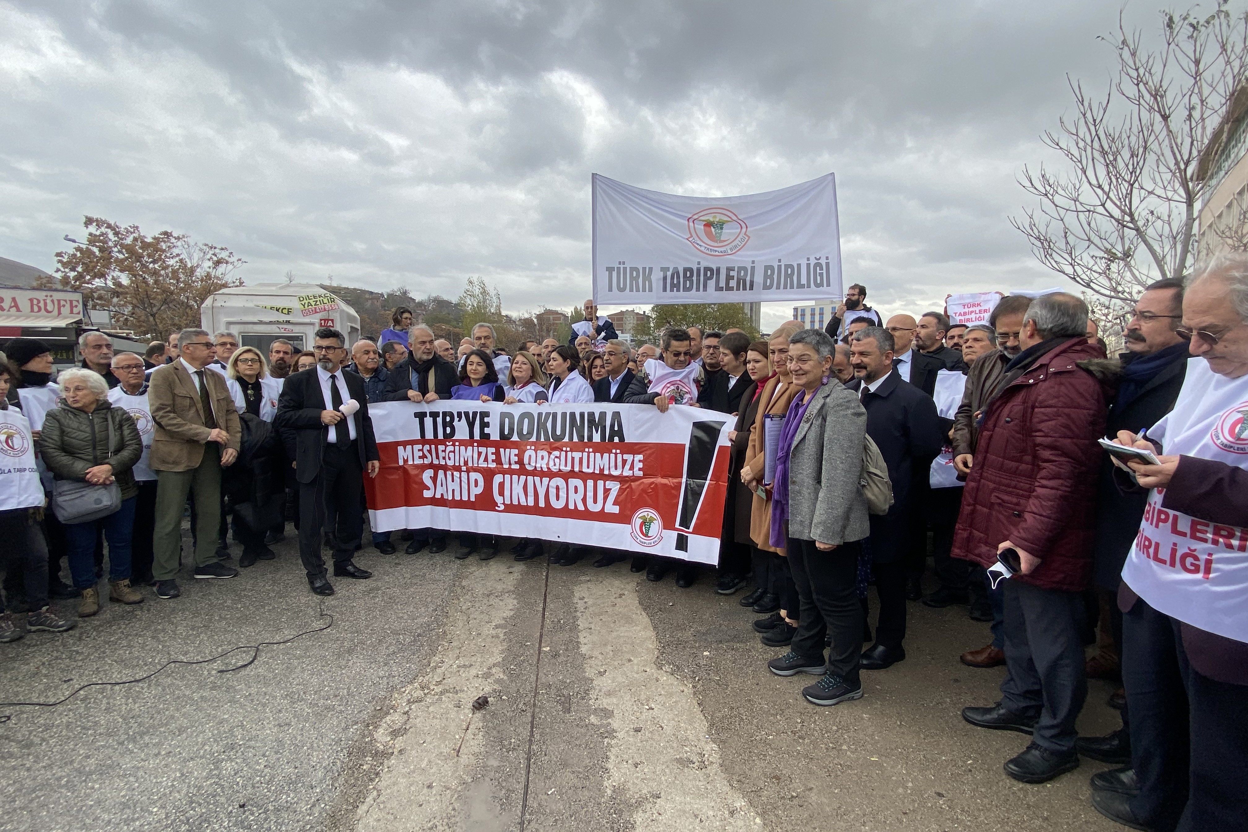 TTB Davasında karar açıklandı: Merkez Konseyi üyeleri görevden alındı!