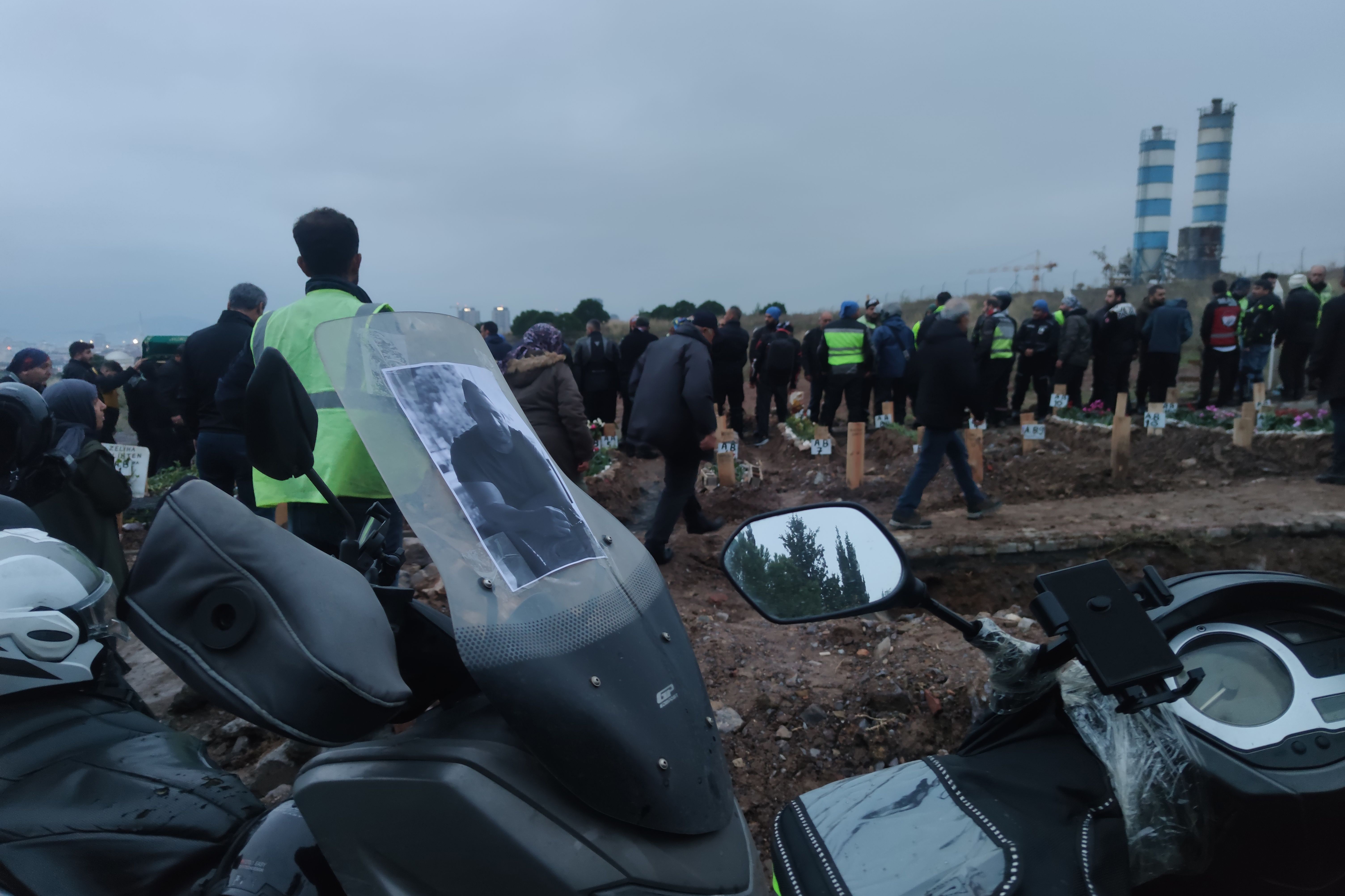 Meslektaşlarını iş cinayetlerinde kaybeden kuryeler: Sadece paket değil can da taşıyoruz