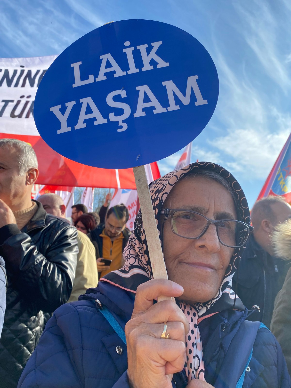 Kadıköy'de Alevi örgütlerinin mitingi