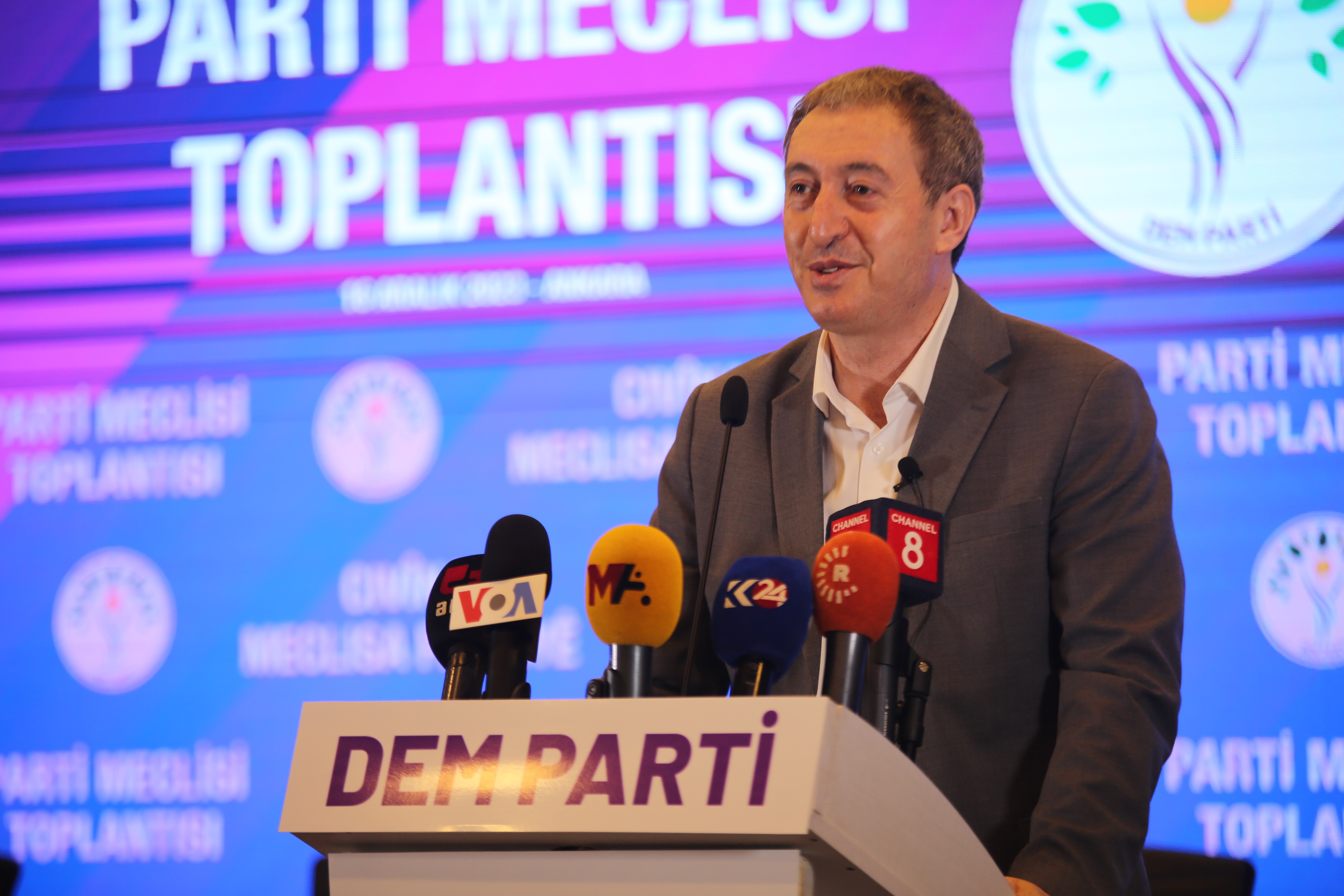 DEM Parti Eş Genel Başkanı Bakırhan: Kimsenin ilk yardım çantası değiliz