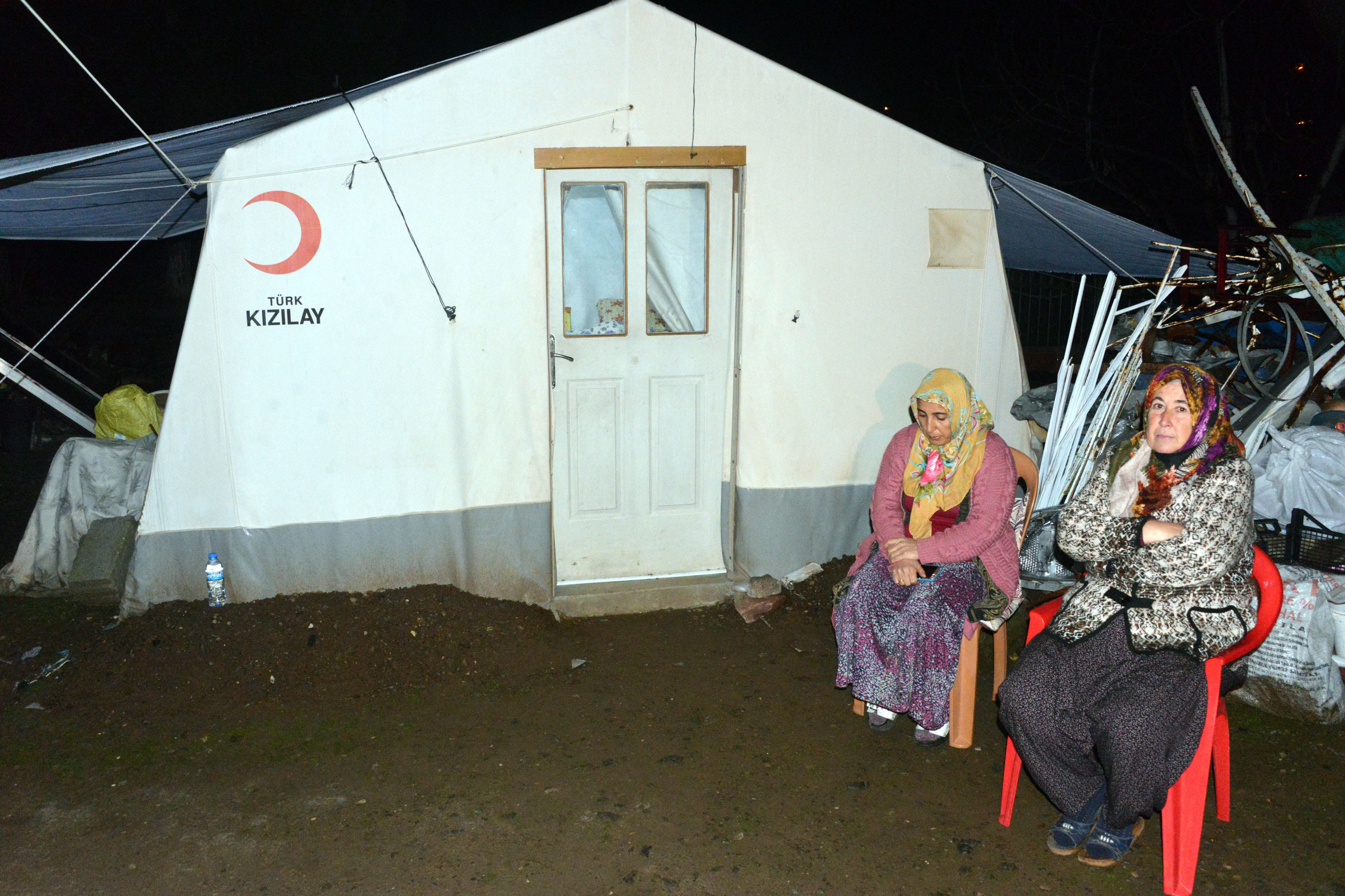 Isıtıcılar, depremzede asker ailesinin çadırına ölüm haberinden sonra geldi