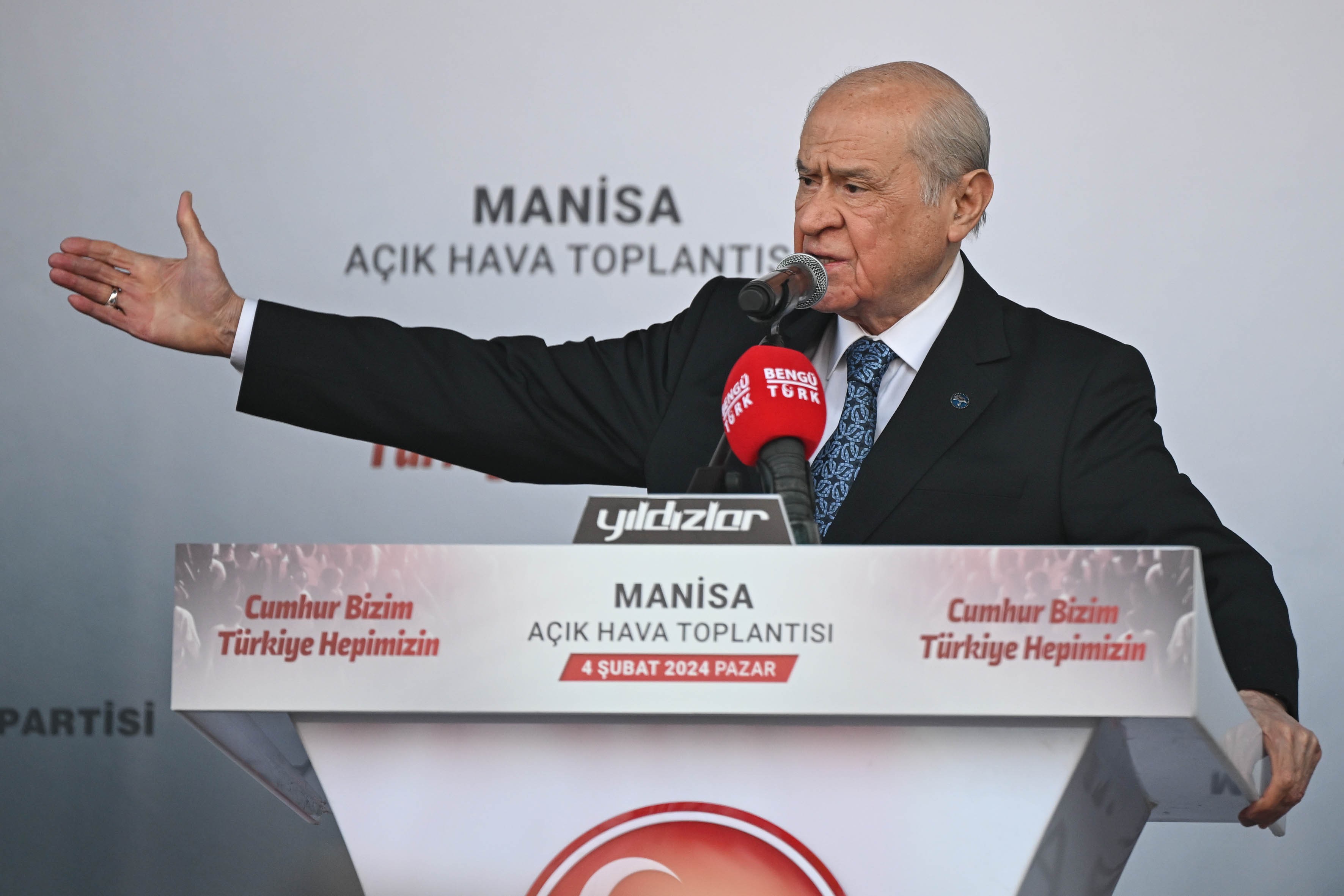 Bahçeli'nin bugünkü hedef tahtasında AYM, İnci Taneleri ve Güldür Güldür Show vardı