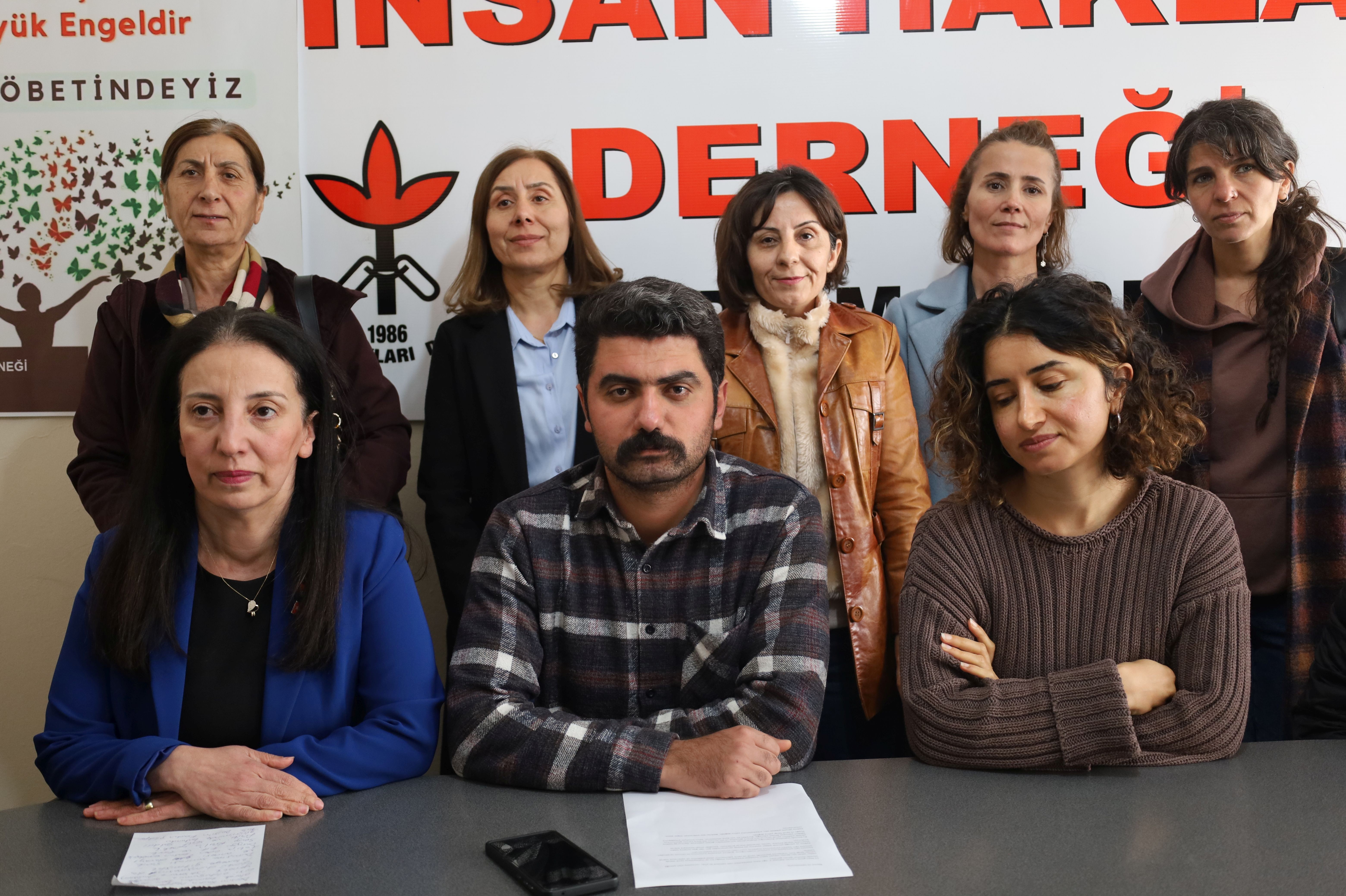 Dersim'de kadınlardan istismar davasını takip ederken saldırıya uğrayan gazeteciye destek