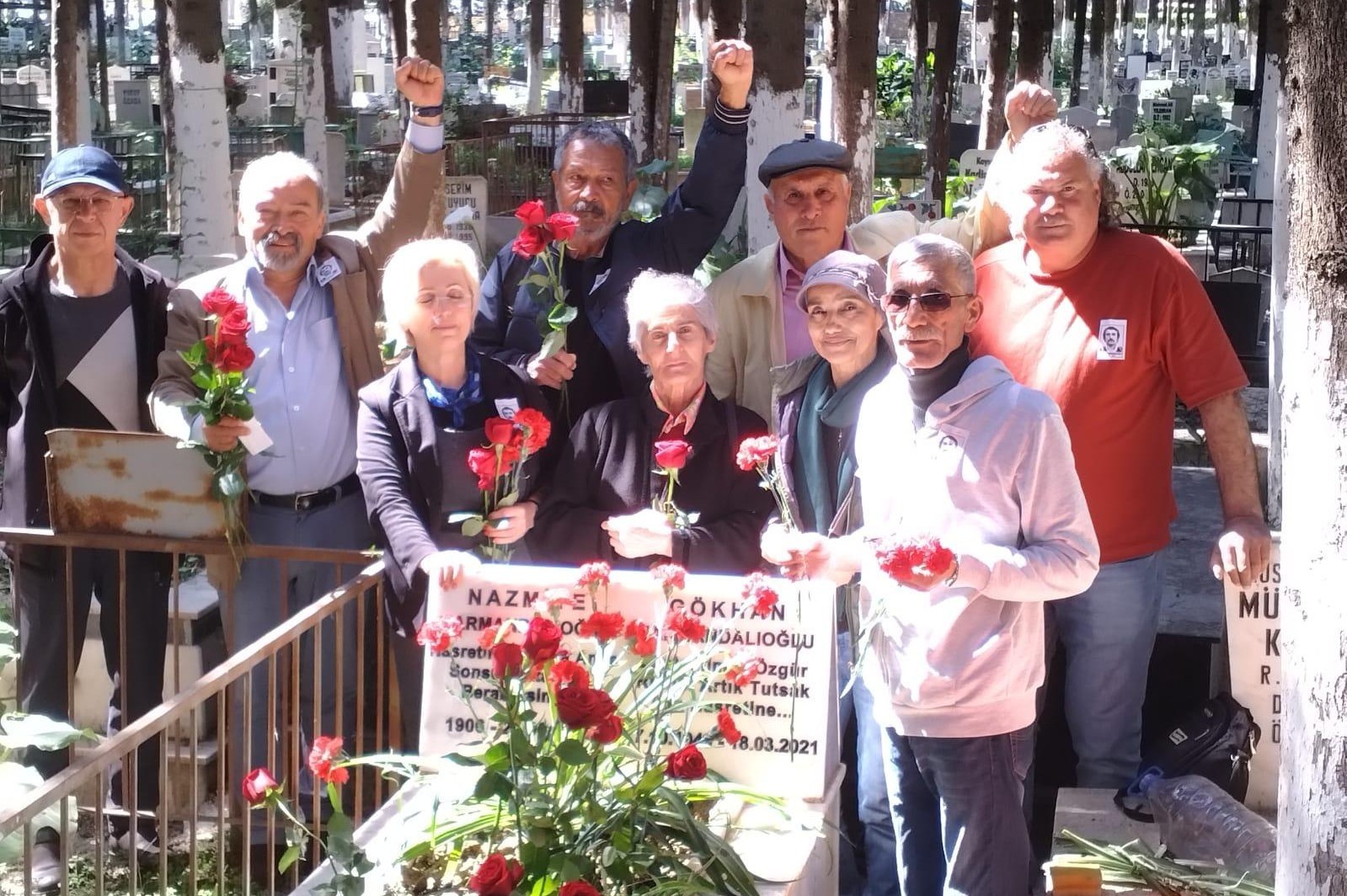 Yazar Gökhan Harmandalıoğlu mezarı başında anıldı