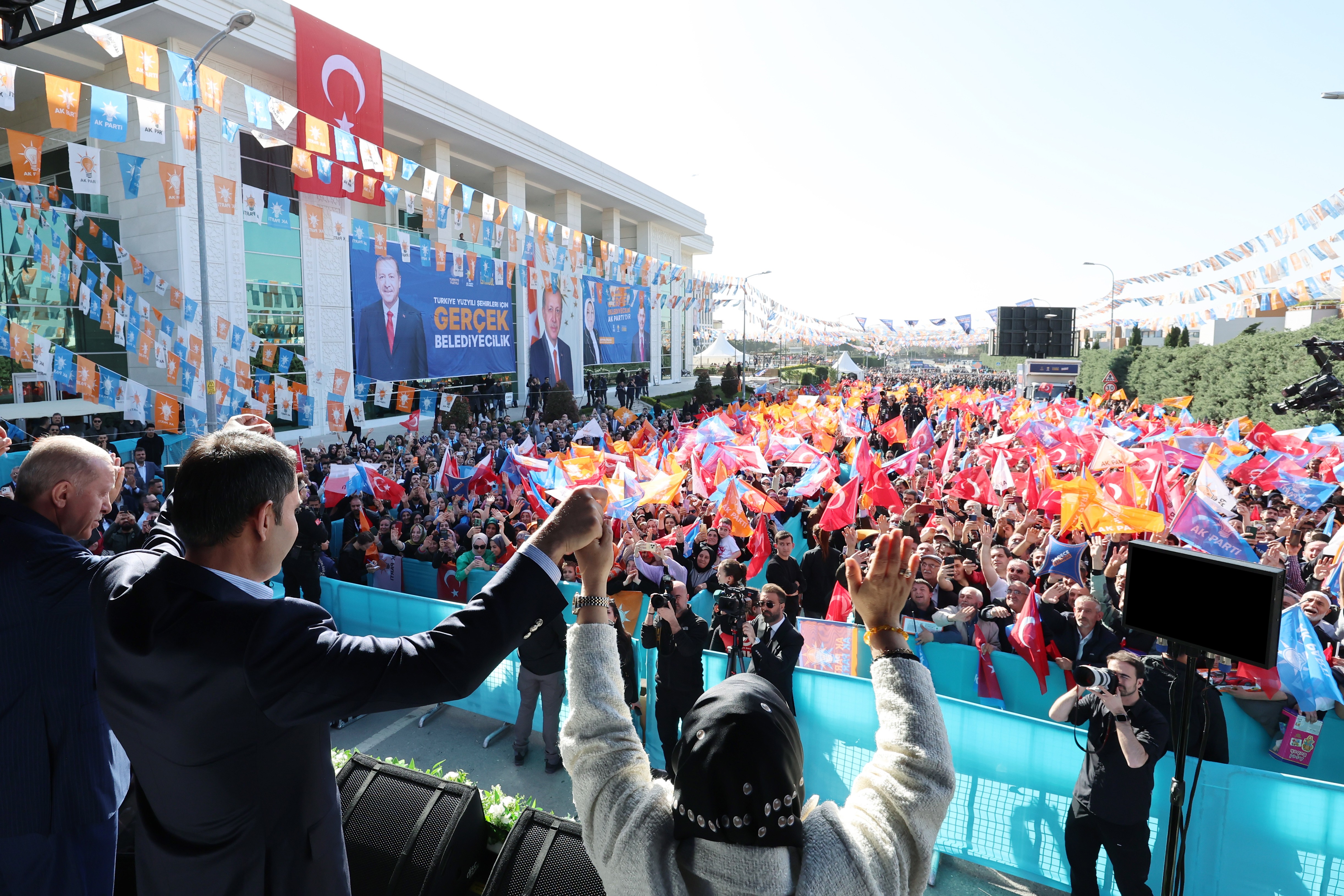 AKP’nin İstanbul ilçe belediyeleri yılın ilk üç ayında 1.2 milyar TL’lik araziyi özelleştirdi