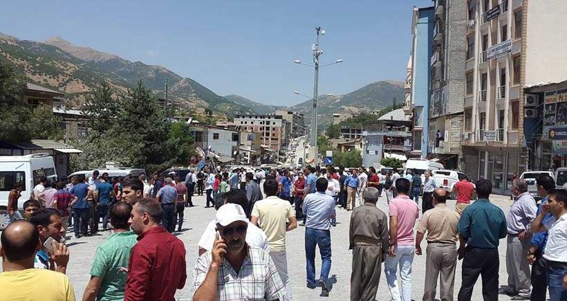 Şemdinli'de silahlı saldırı: Astsubay yaşamını yitirdi