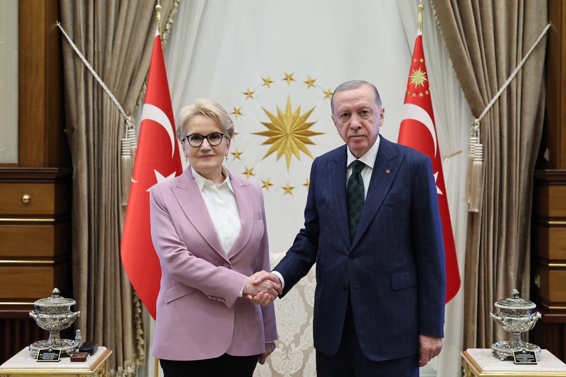 Koray Aydın'dan Akşener çıkışı: İYİP'lilerin yüzünü yere eğdiren gelişmeler hakkında açıklama yapmalı