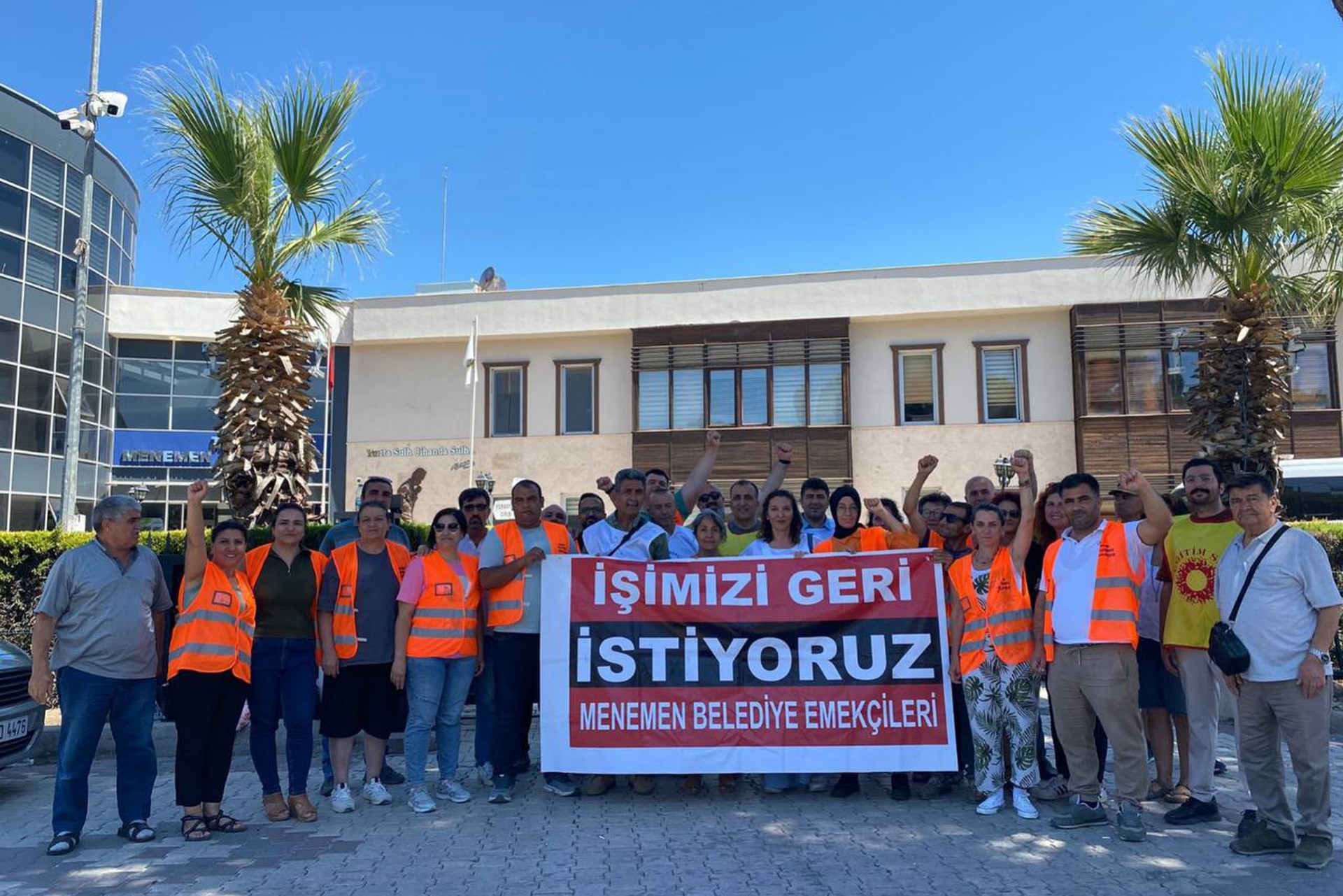 KESK İzmir Şubeler Platformu işten atılan Menemen belediyesi işçilerin ziyaret etti