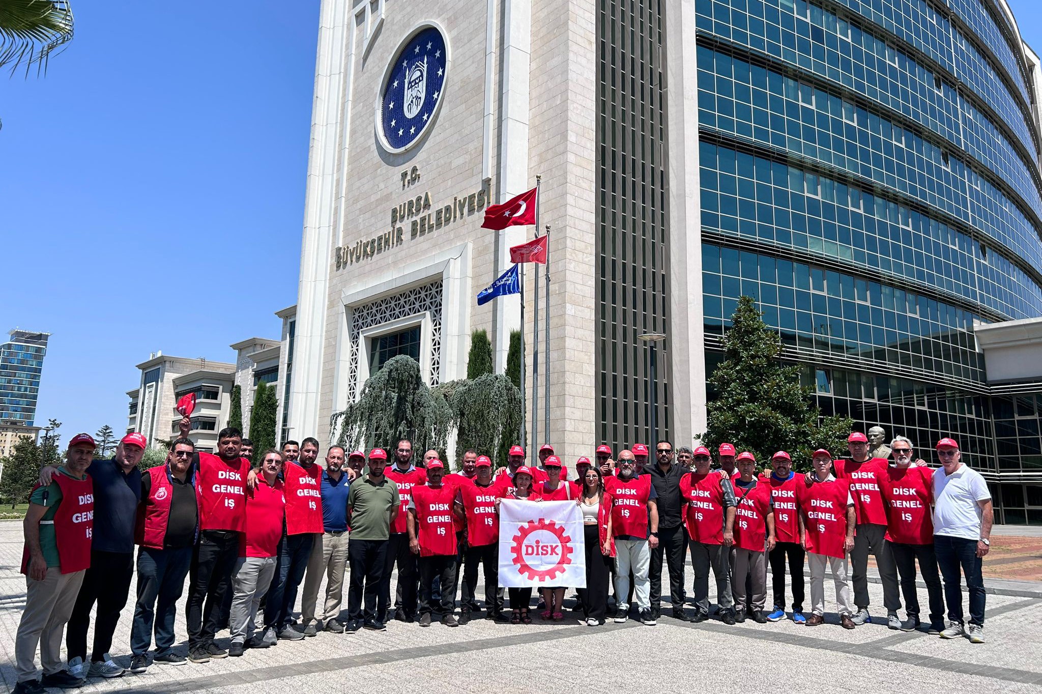 Bursa Büyükşehir Belediyesi’nde yetkili sendika Genel-İş oldu