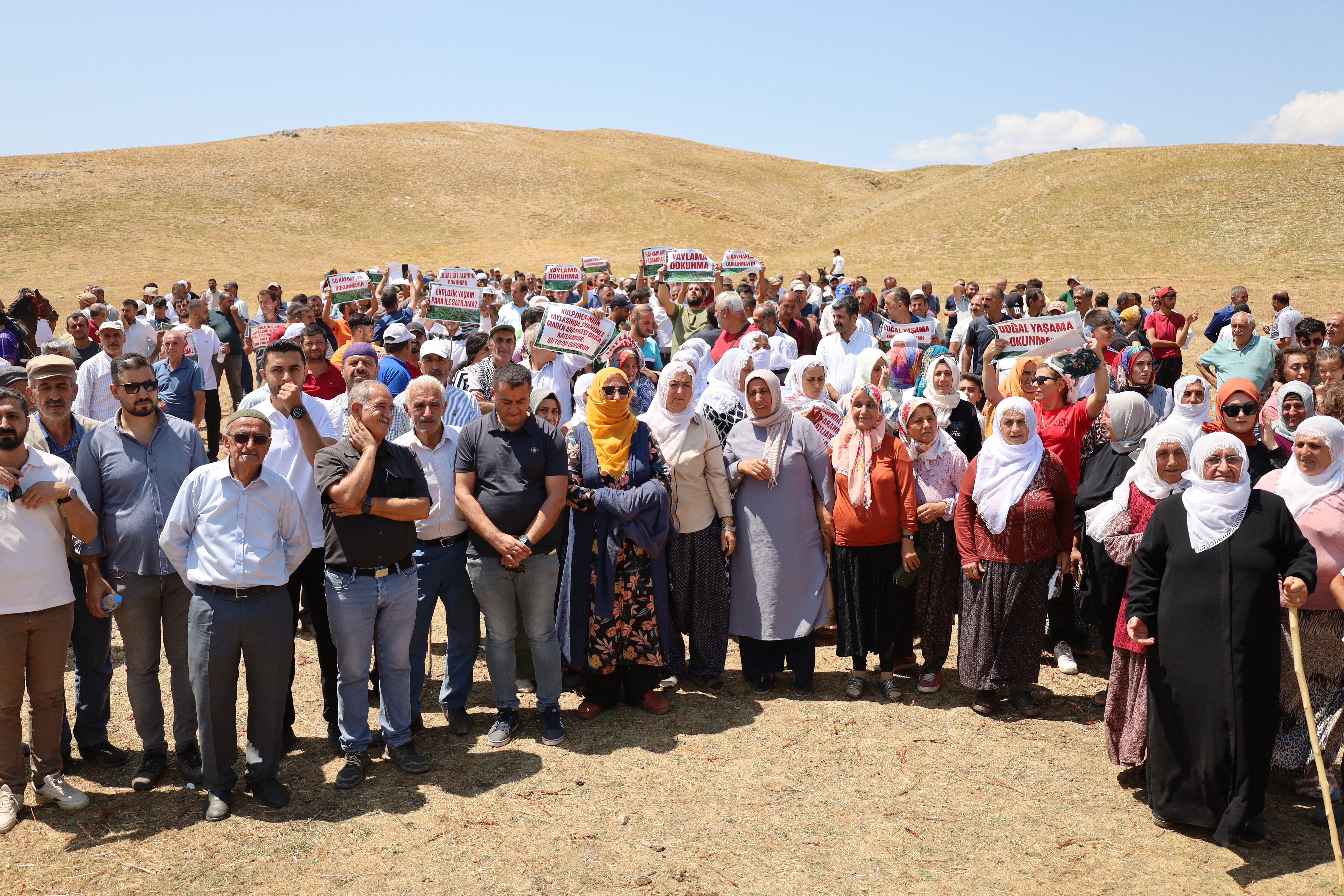 Hasandin için direnenler: Burayı şirketlere vermeyiz