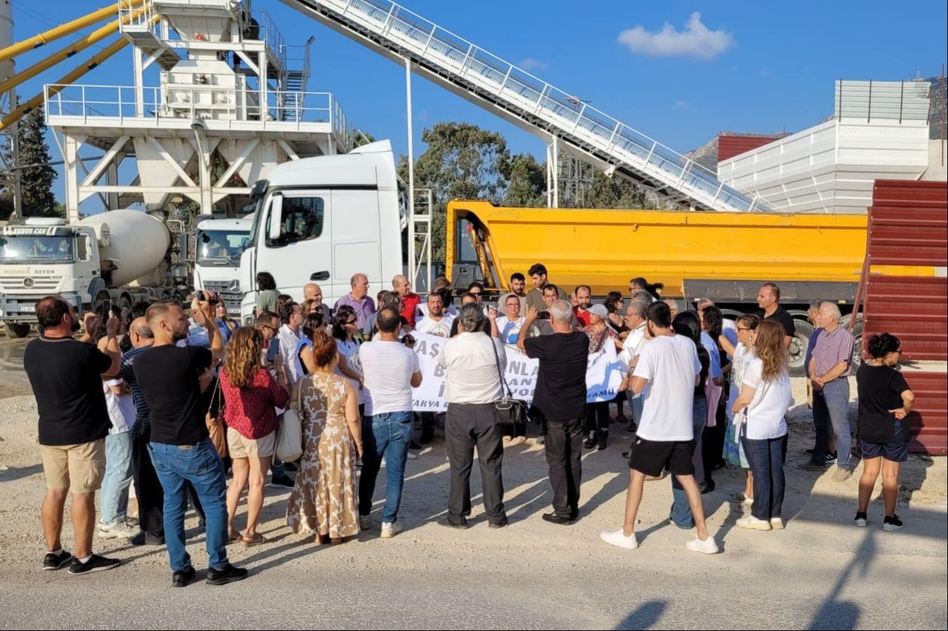 Antakya Emek ve Demokrasi Platformu basın açıklaması yaptı