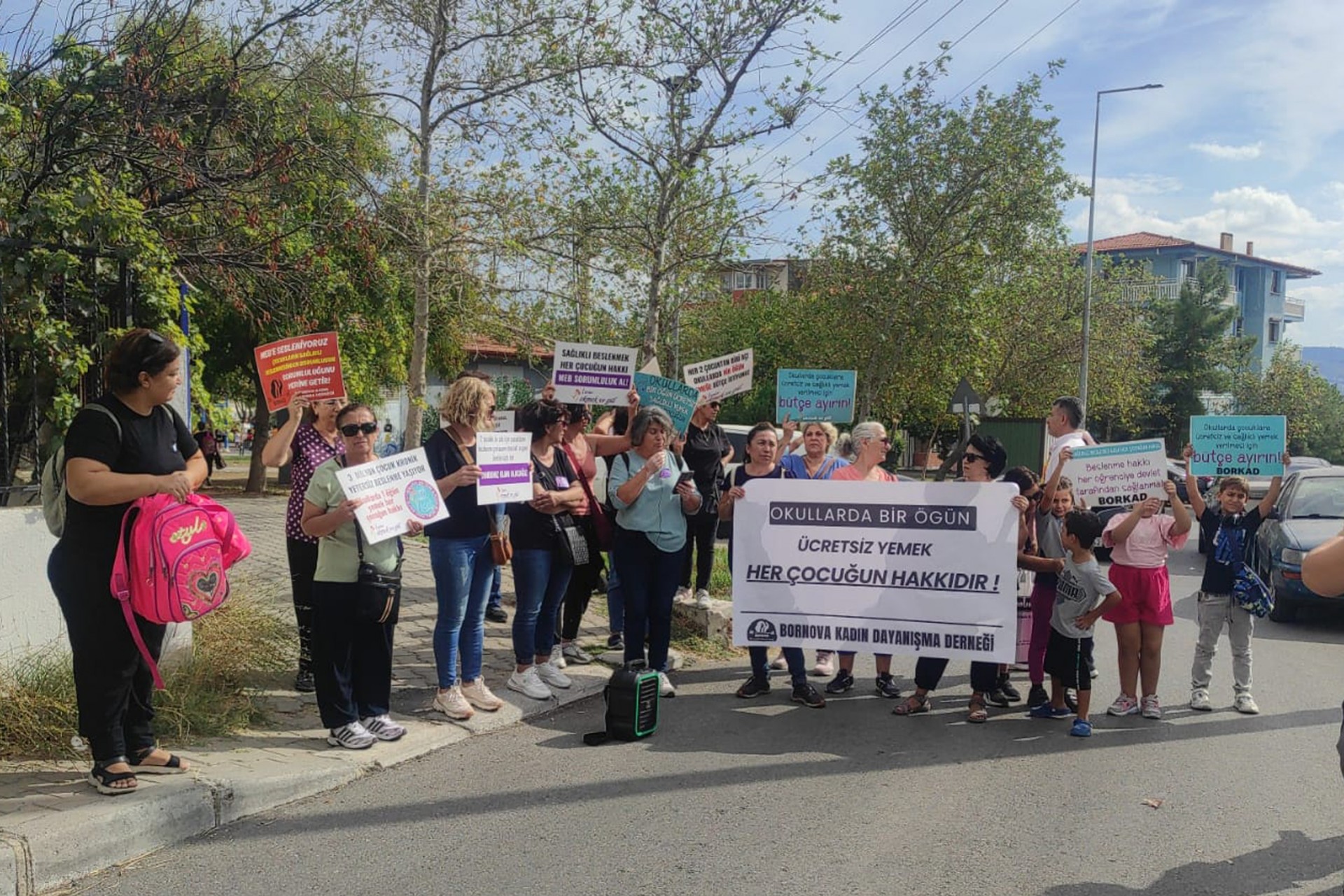 BORKAD’dan MEB’e çağrı: Bir öğün ücretsiz yemek için bütçe ayırın!