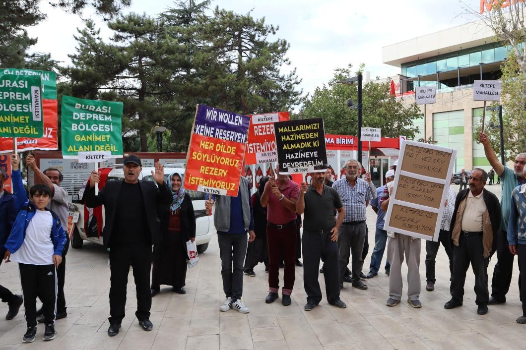 Deprem bölgesinde ‘rezerv’ kılıflı gasp