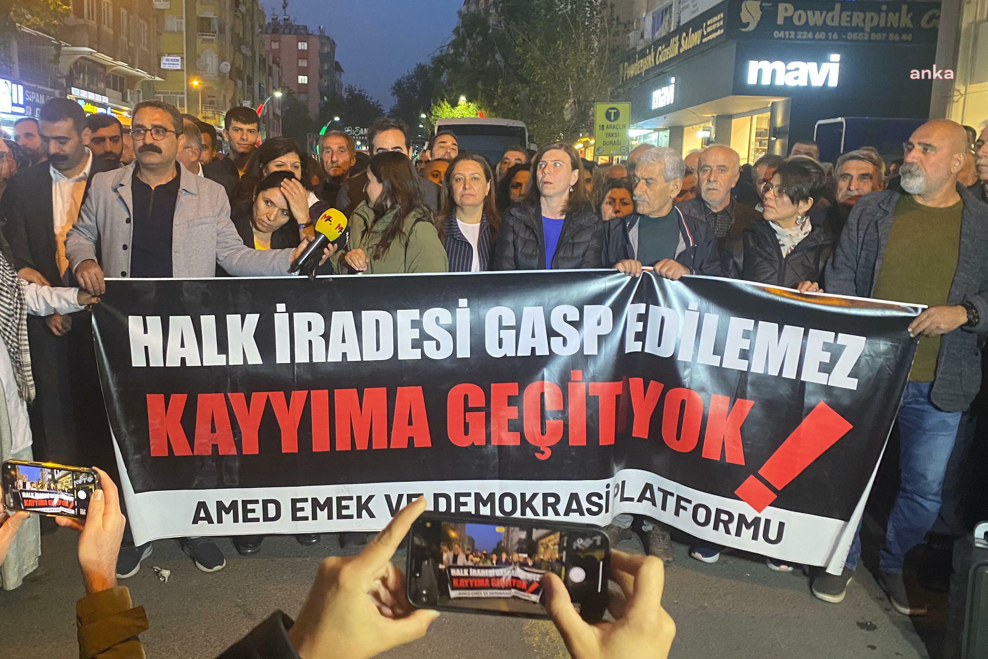 Diyarbakır Esenyurt belediyesine kayyum atanması  protesto edildi 