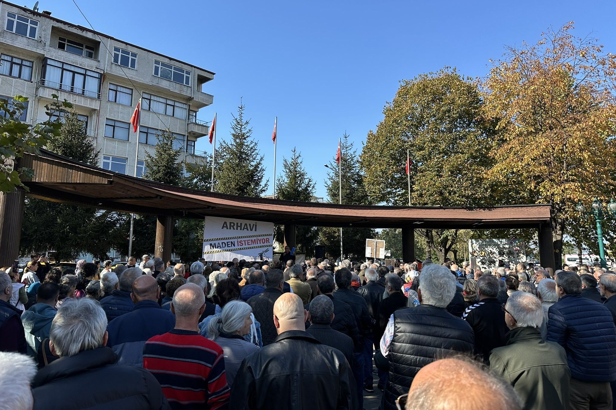 Arhavi’de maden projesine tepki: Doğamızı mahvedecekler, buna karşı mücadele ediyoruz