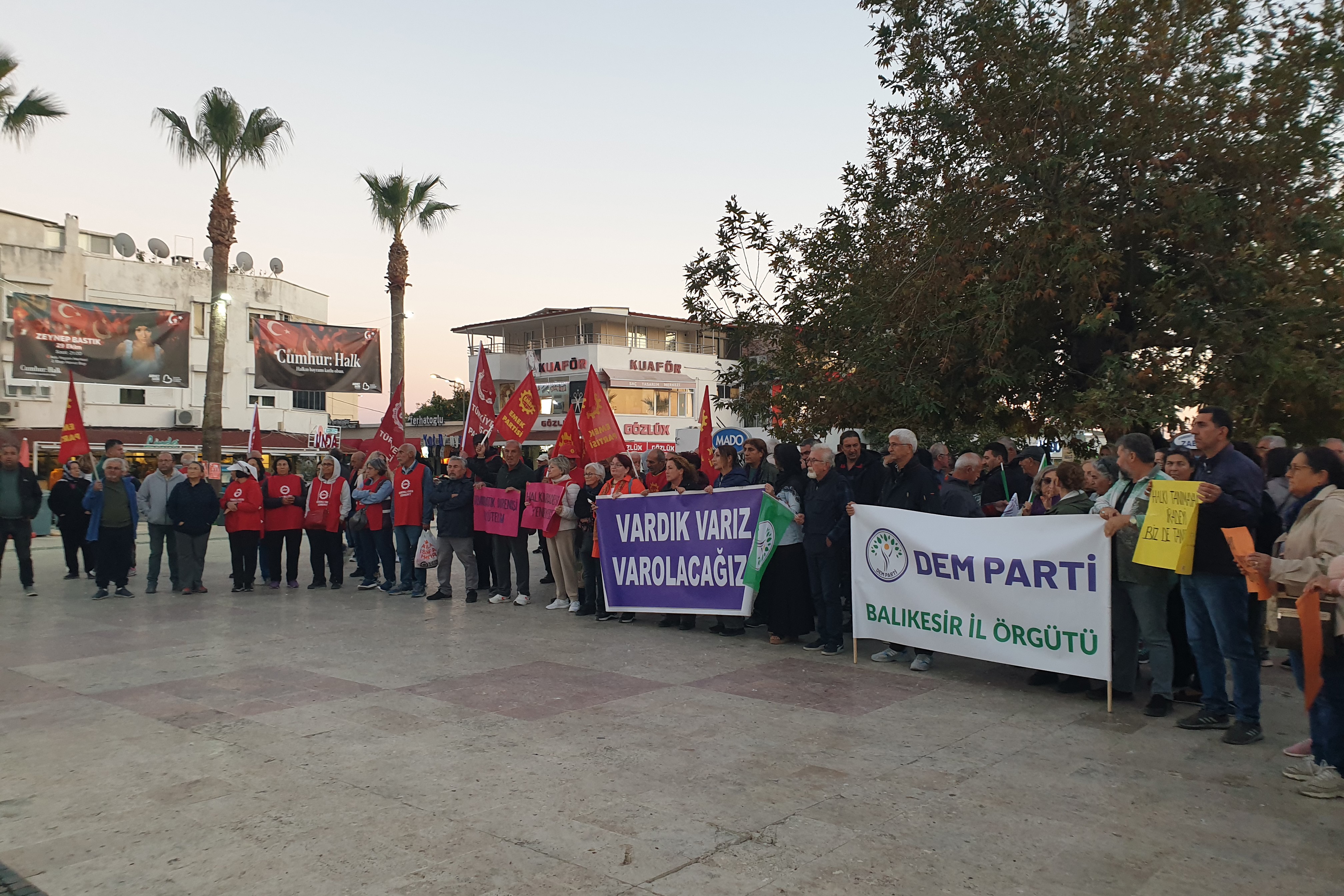 Edremit kayyım protesto