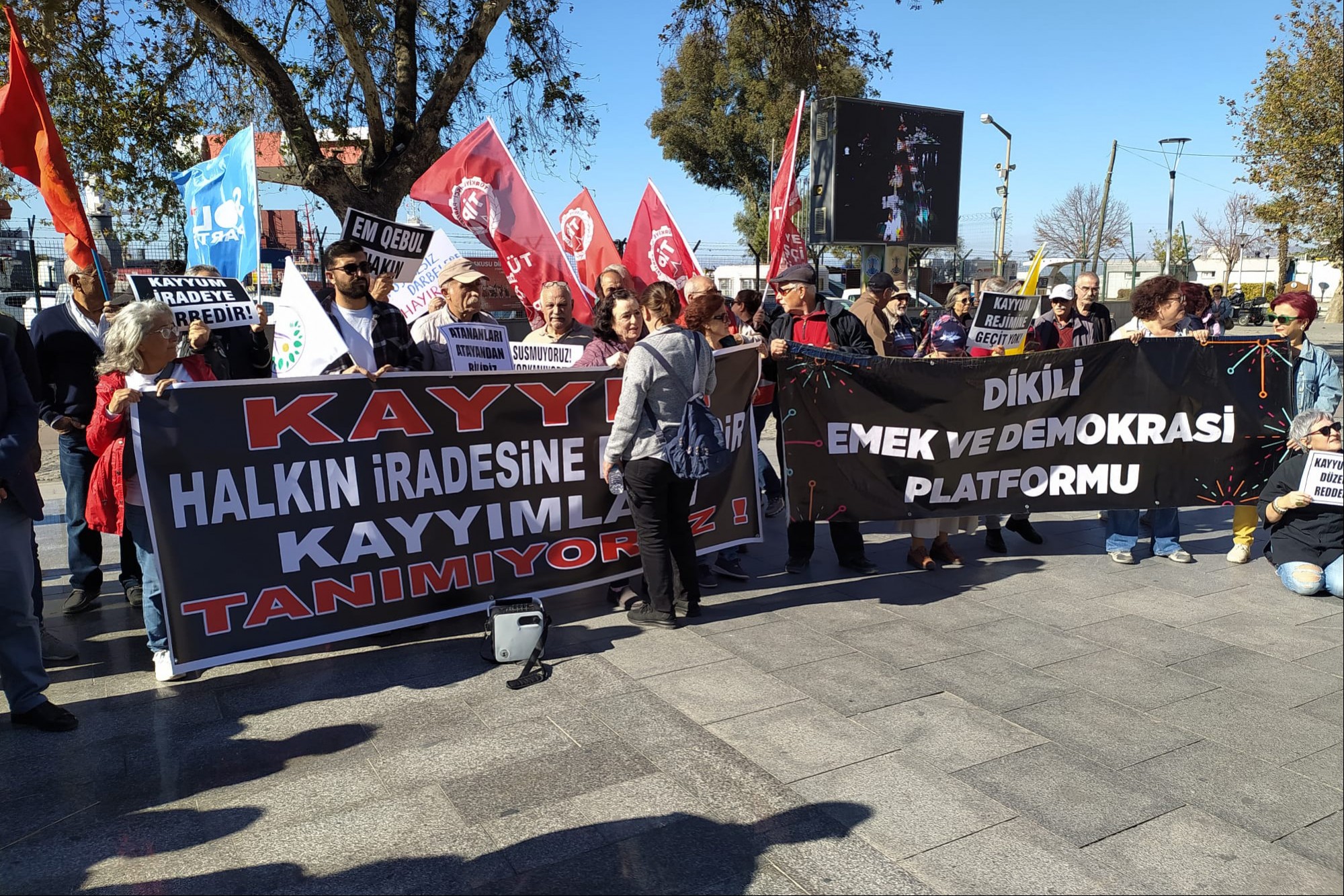 Dikili kayyım protestosu 